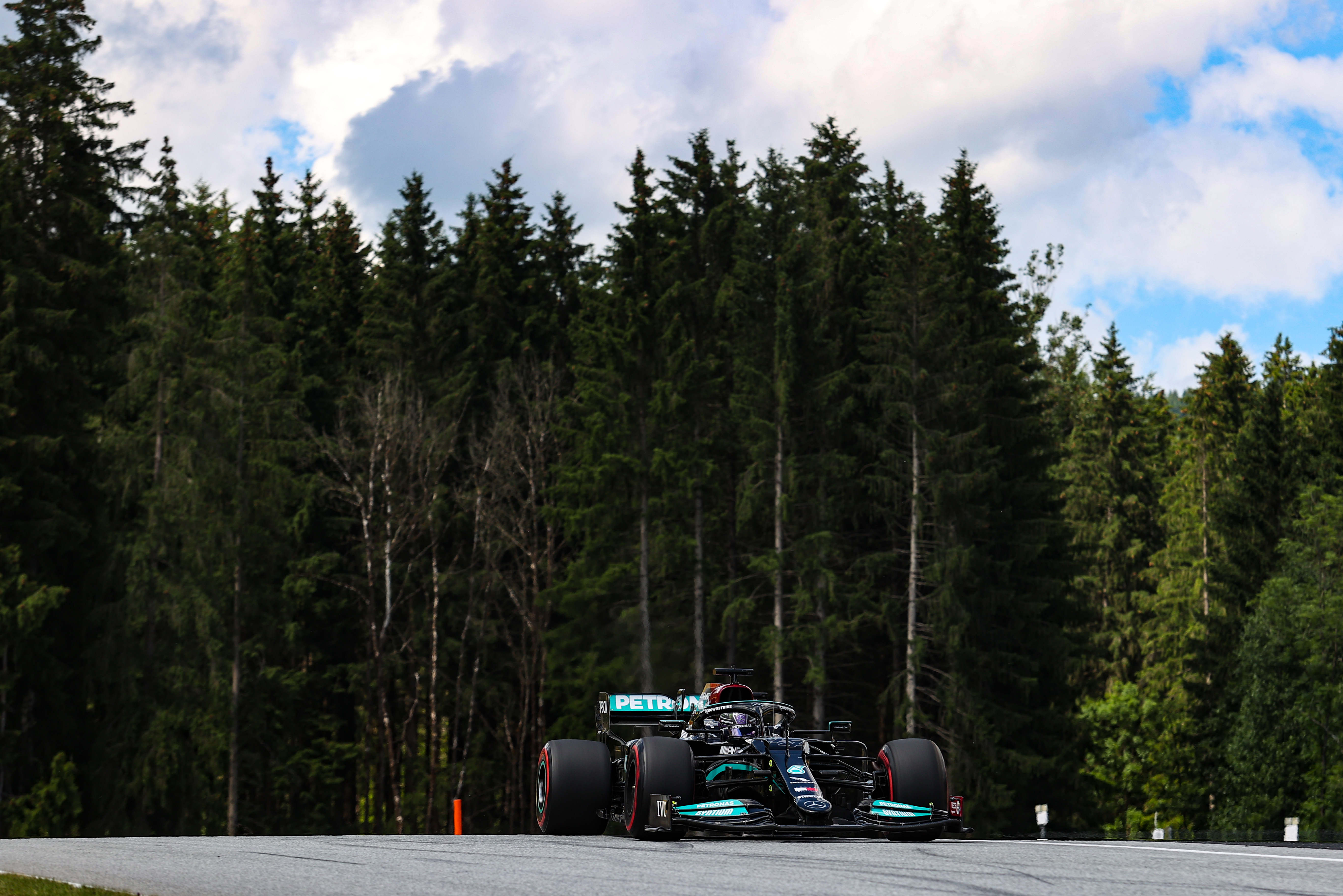 Motor Racing Formula One World Championship Steiermark Grand Prix Qualifying Day Spielberg, Austria