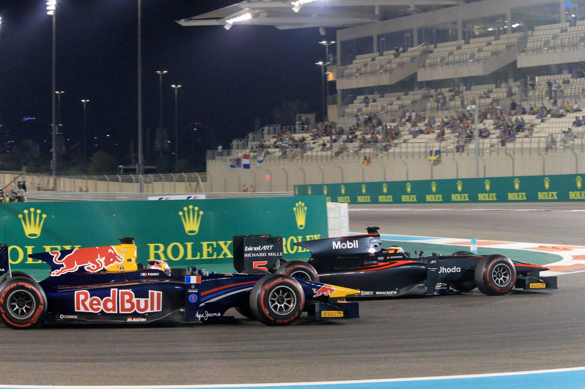 Motor Racing Gp2 Series Saturday Yas Marina Circuit, Abu Dhabi