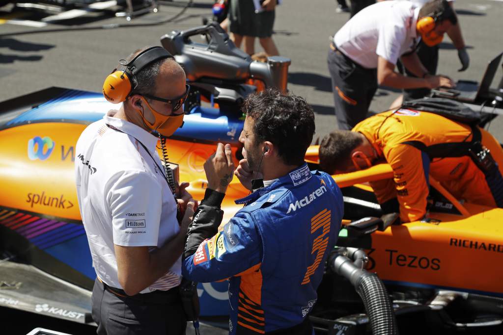 Daniel Ricciardo, Mclaren, With His Engineer On The Grid