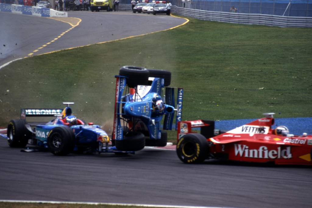 Alex Wurz Benetton F1 crash