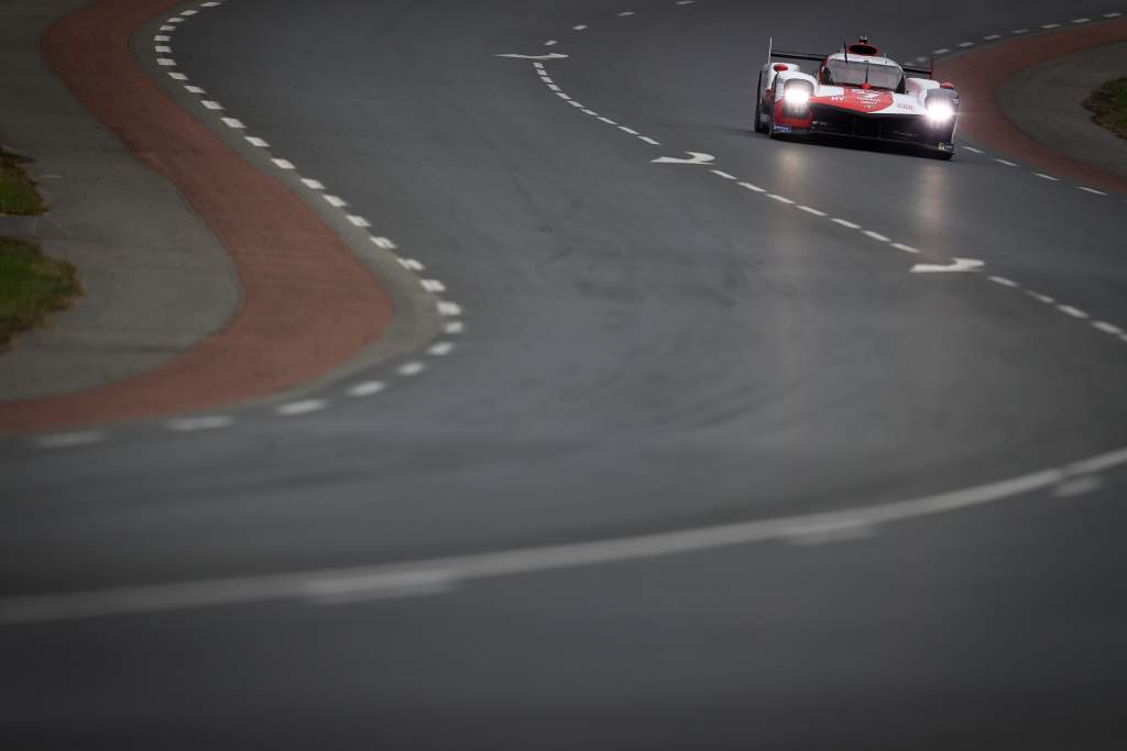 Motor Racing Fia World Endurance Championship Wec Le Mans Practice And Qualifying Le Mans, France