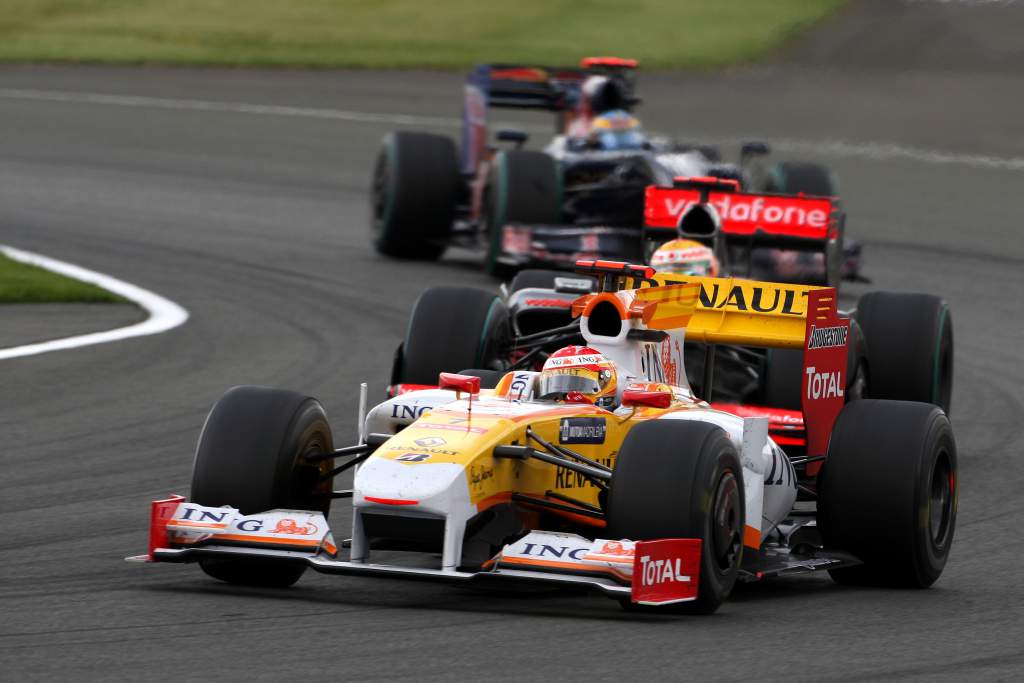 Fernando Alonso Renault British Grand Prix Silverstone 2009