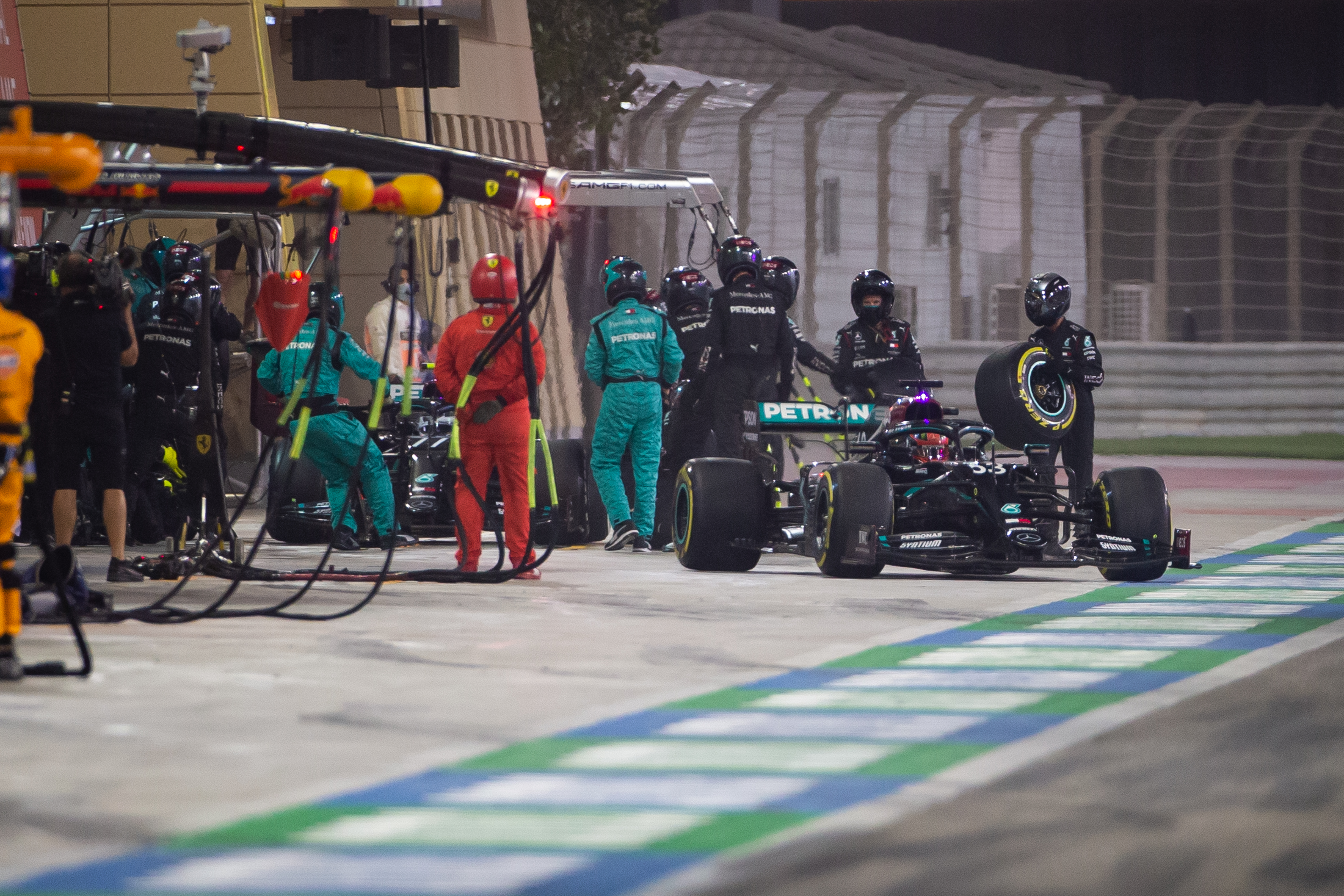 Motor Racing Formula One World Championship Sakhir Grand Prix Race Day Sakhir, Bahrain