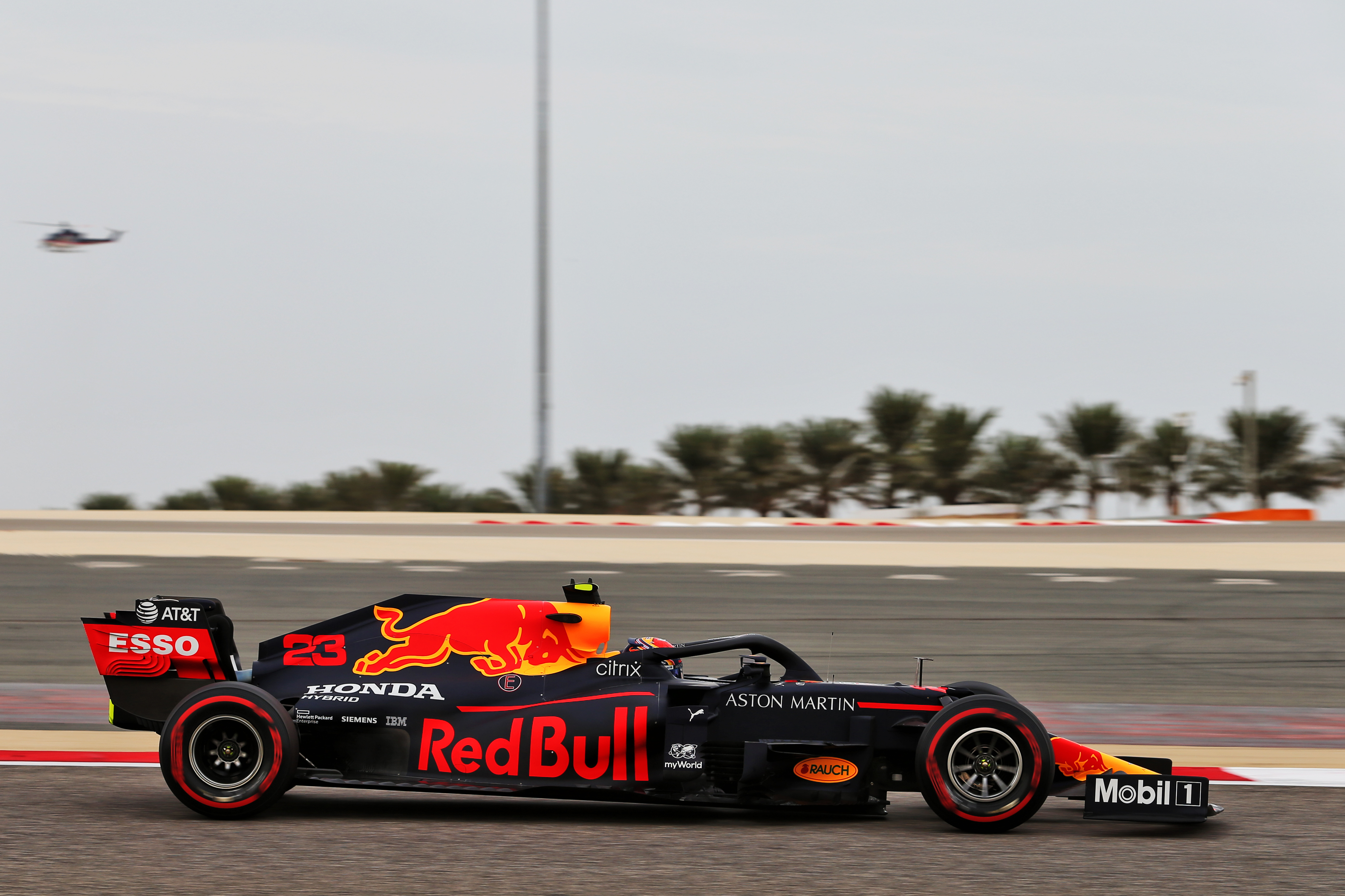 Motor Racing Formula One World Championship Bahrain Grand Prix Qualifying Day Sakhir, Bahrain