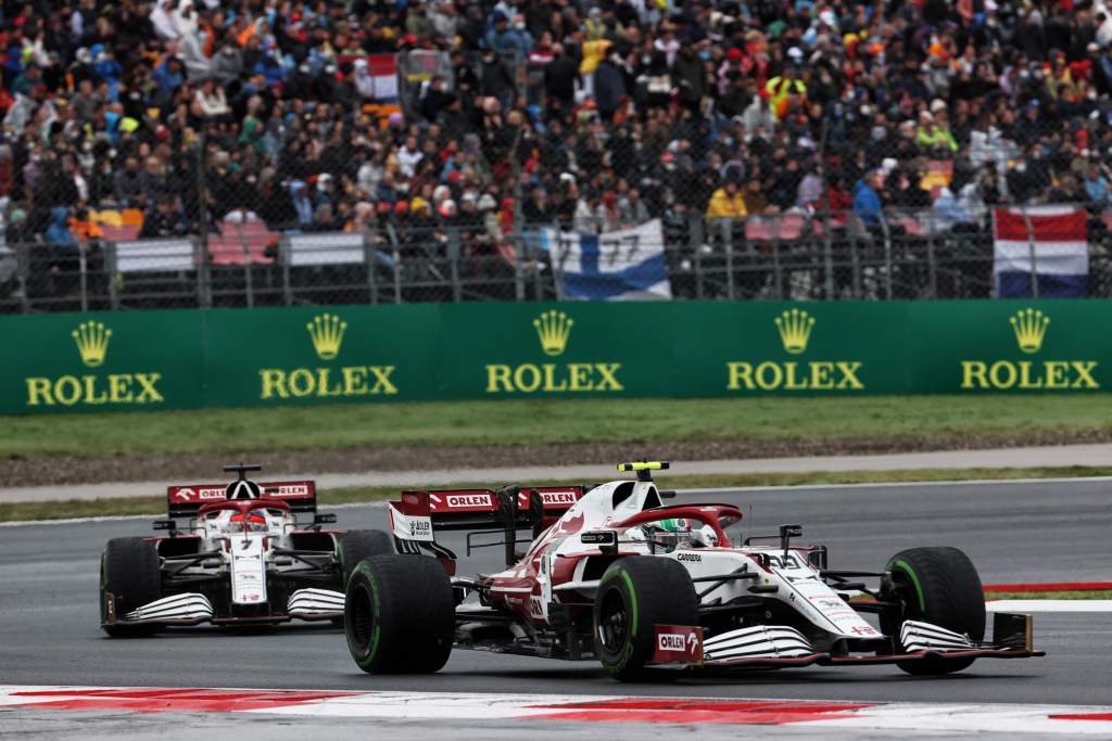 How Giovinazzi’s ignored team orders cost Raikkonen a point