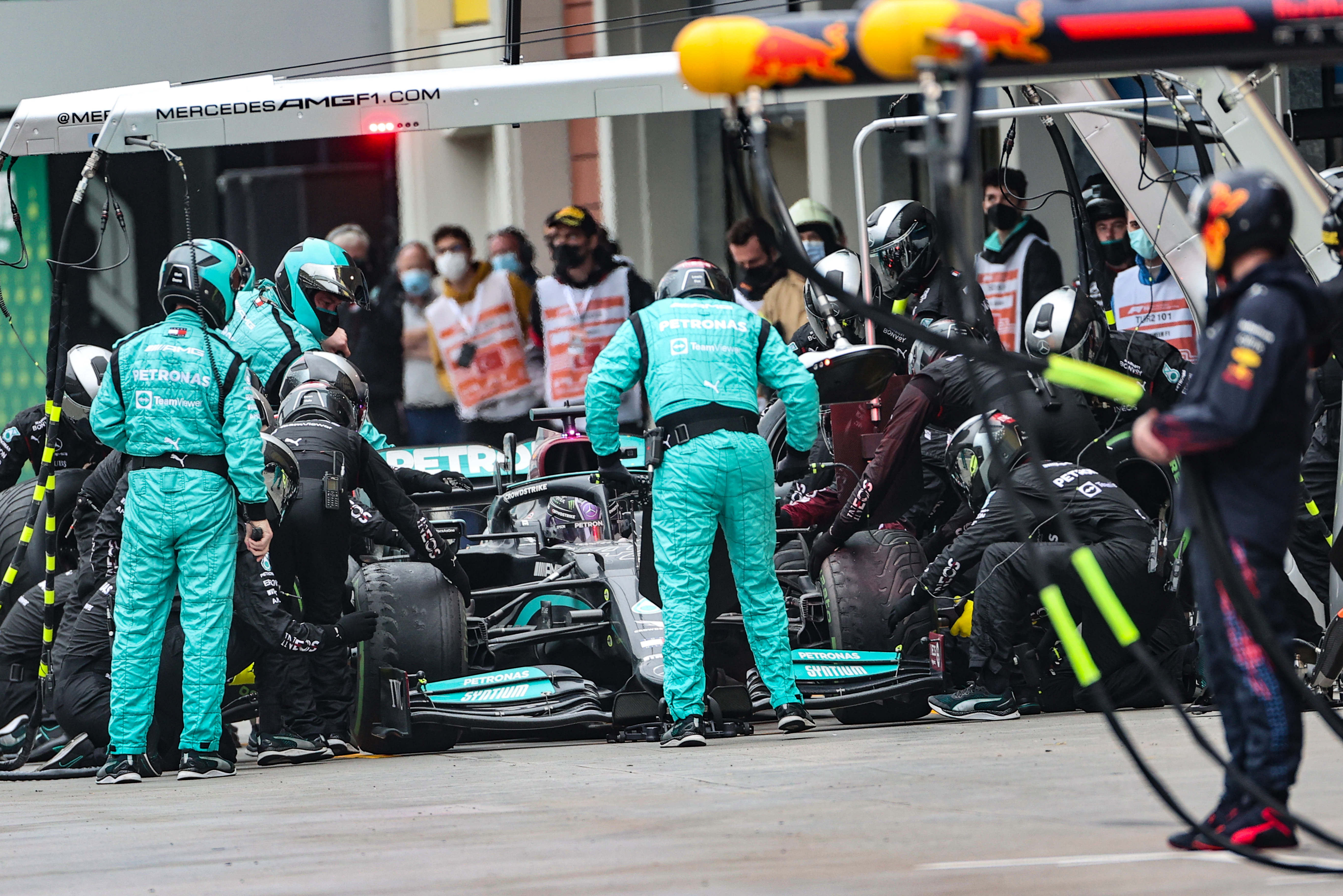 Motor Racing Formula One World Championship Turkish Grand Prix Race Day Istanbul, Turkey