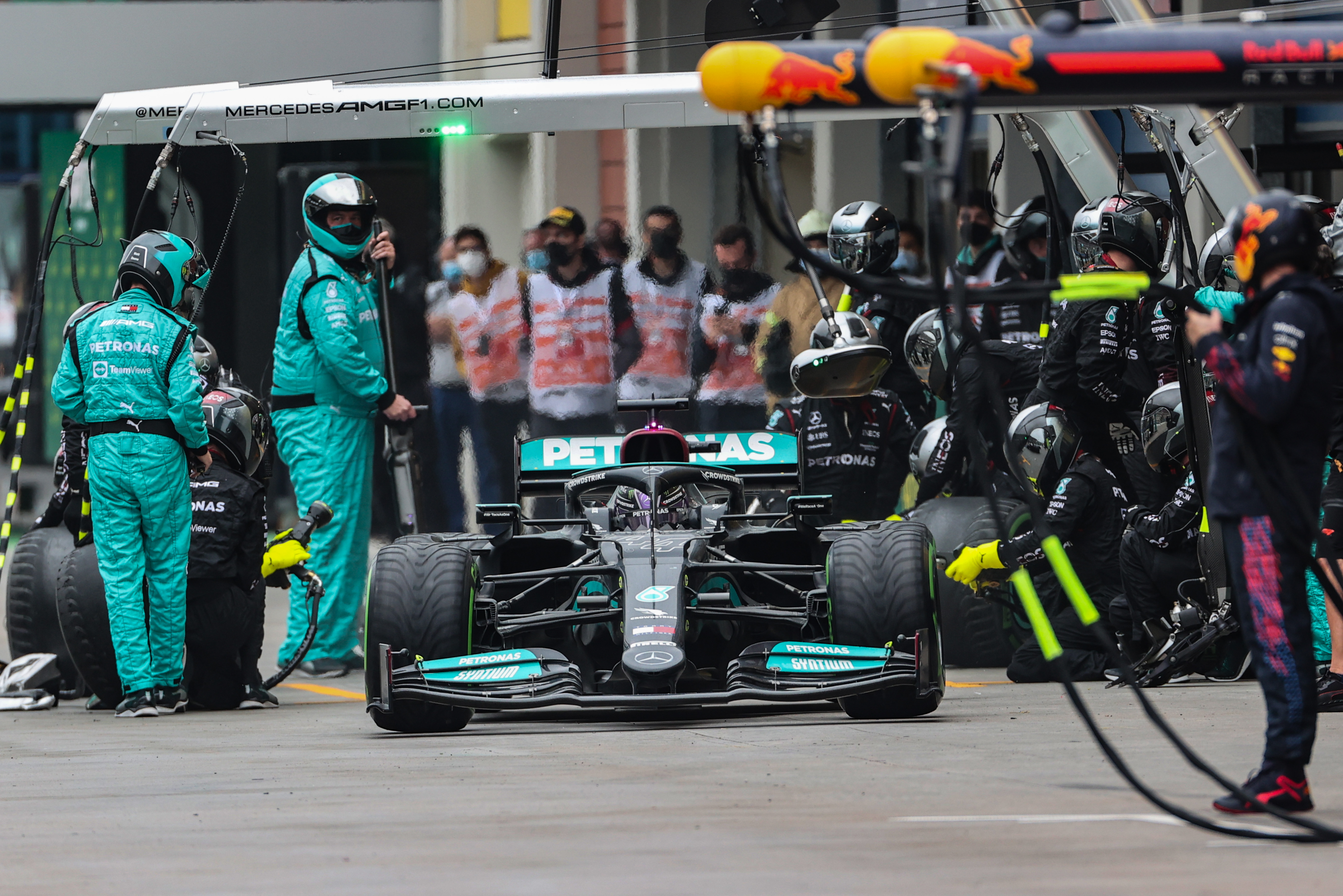 Motor Racing Formula One World Championship Turkish Grand Prix Race Day Istanbul, Turkey