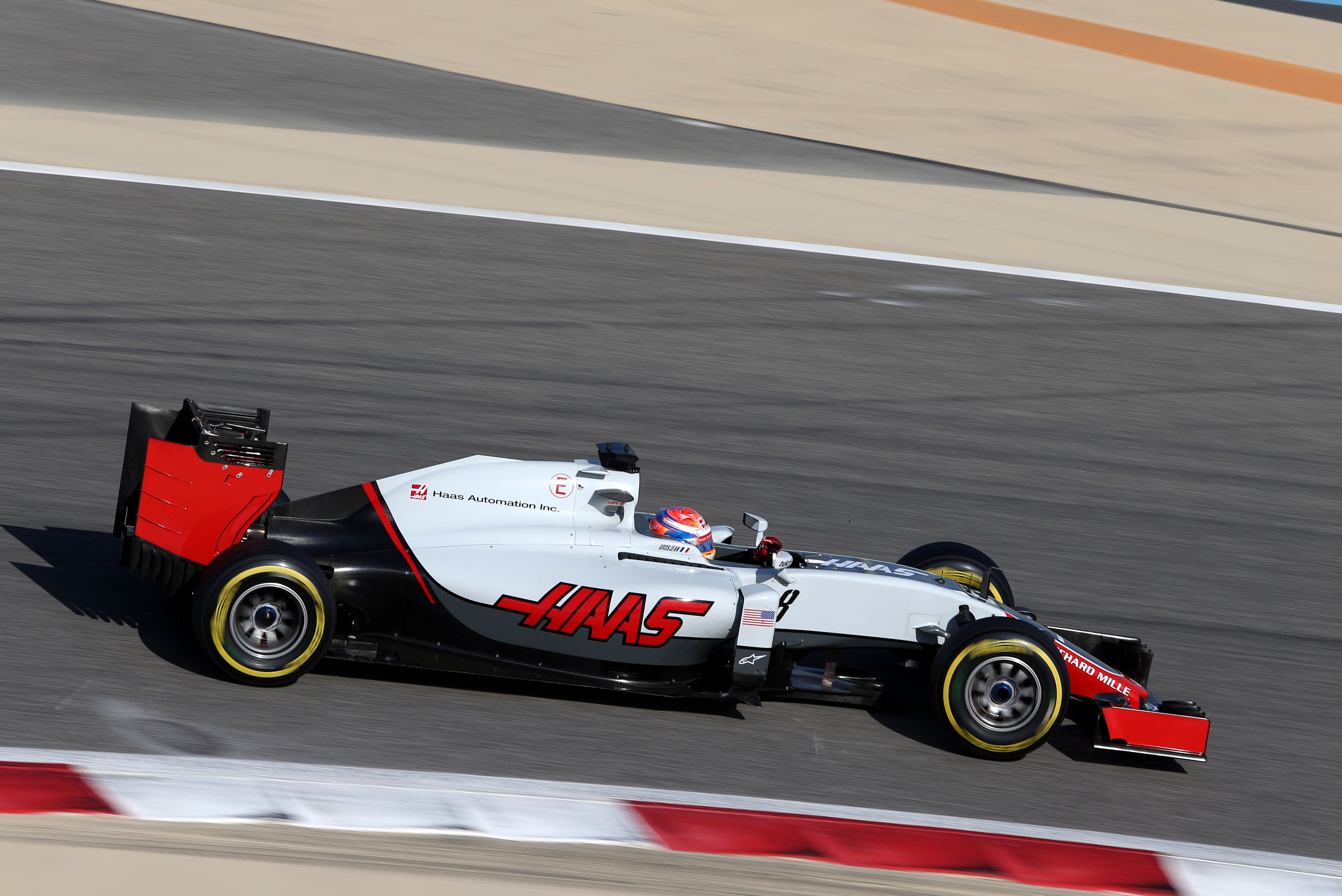 Motor Racing Formula One World Championship Bahrain Grand Prix Qualifying Day Sakhir, Bahrain