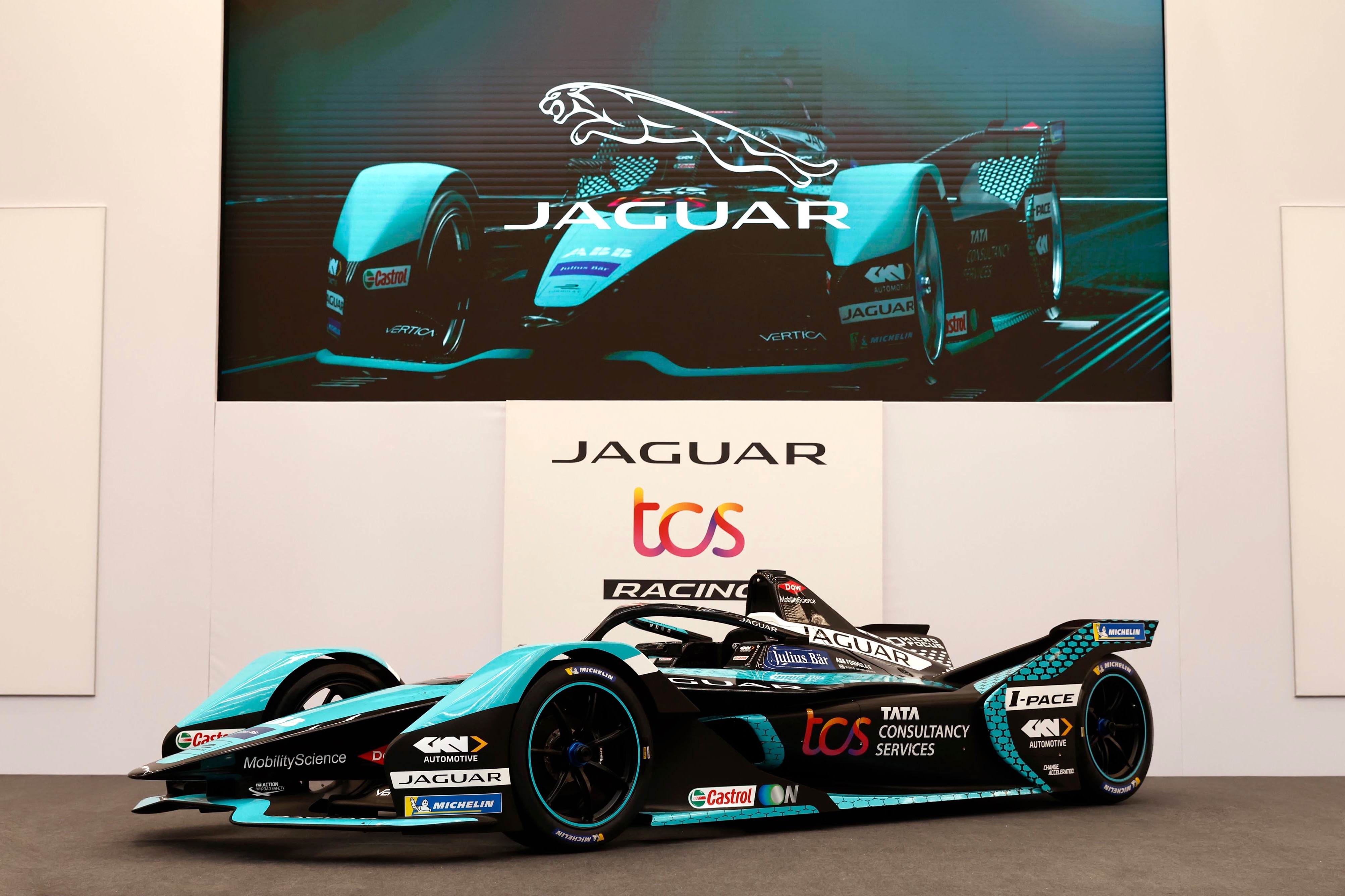 Jaguar Tcs Racing Season Eight Launch Jaguar I Type 5 Edit (1)