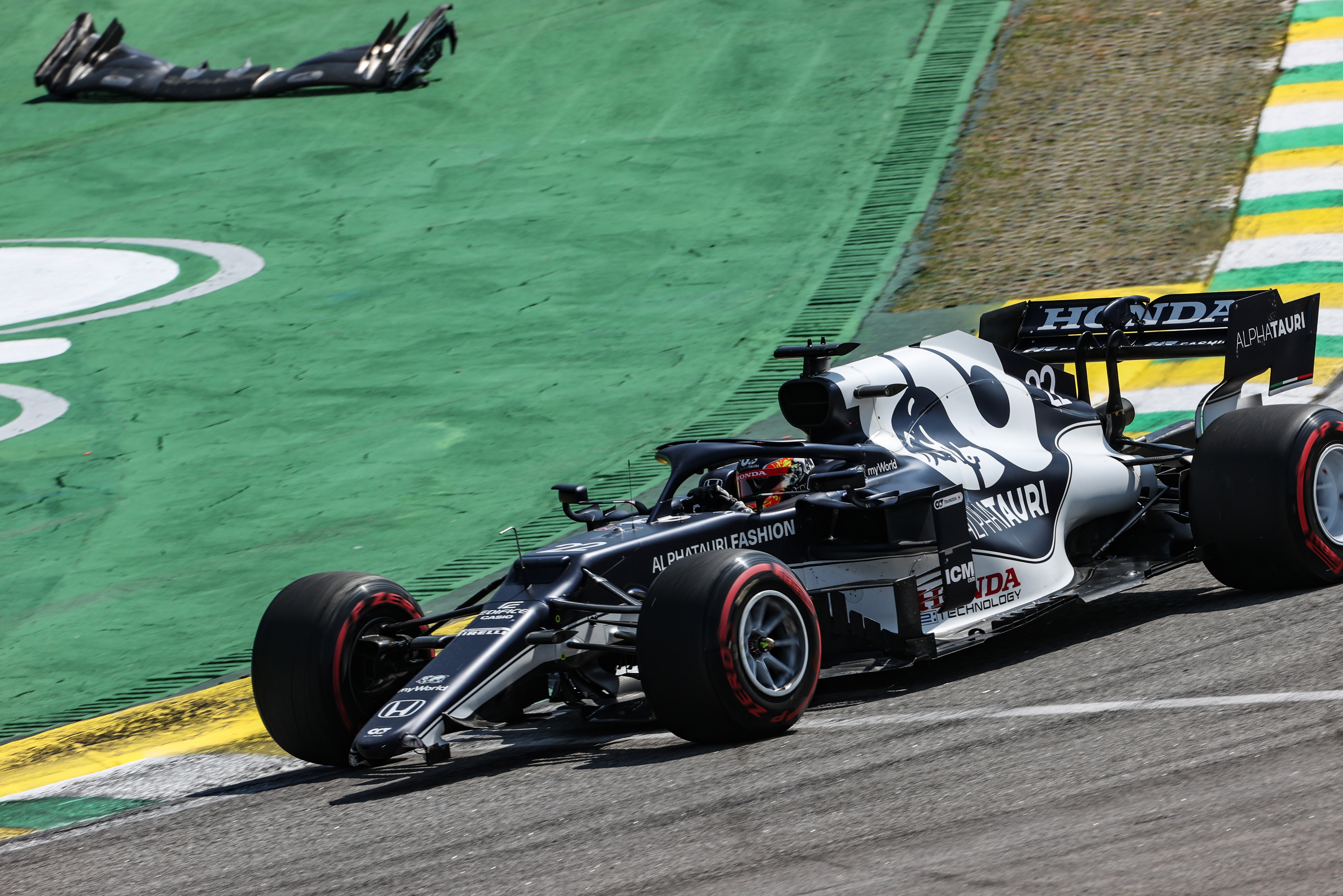 Motor Racing Formula One World Championship Brazilian Grand Prix Race Day Sao Paulo, Brazil