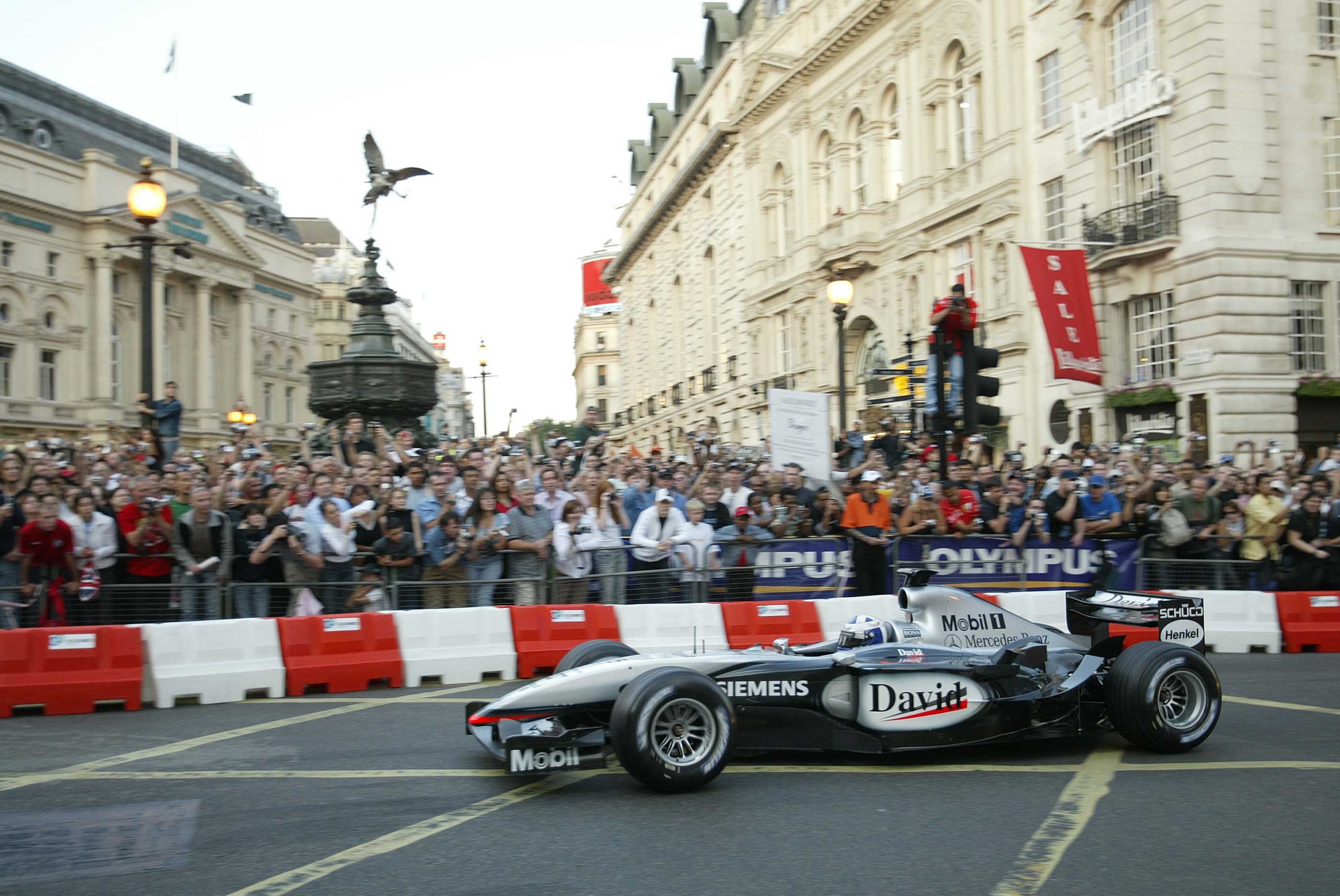 Formula 1 Comes To Regent Street