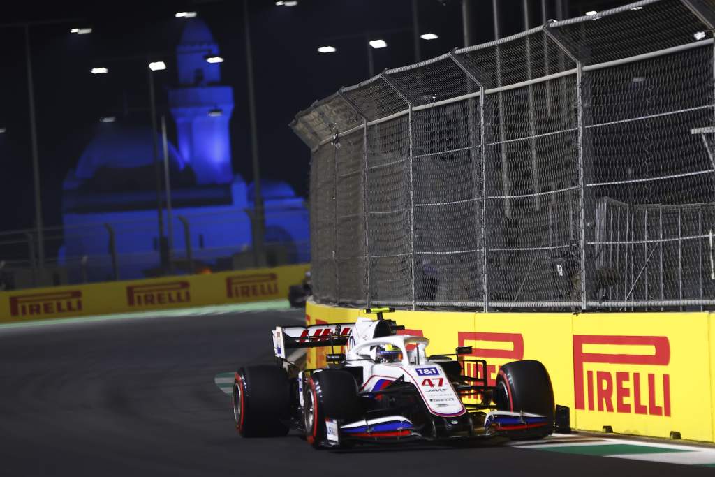 Backmarkers could ‘pay the price’ in jeopardy-filled Saudi GP