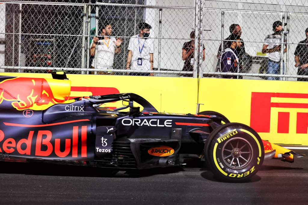 Sergio Perez F1 Red Bull Saudi Arabian GP crash