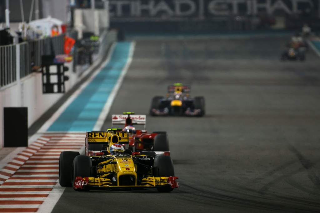 Vitaly Petrov Fernando Alonso Mark Webber Abu Dhabi GP F1 2010