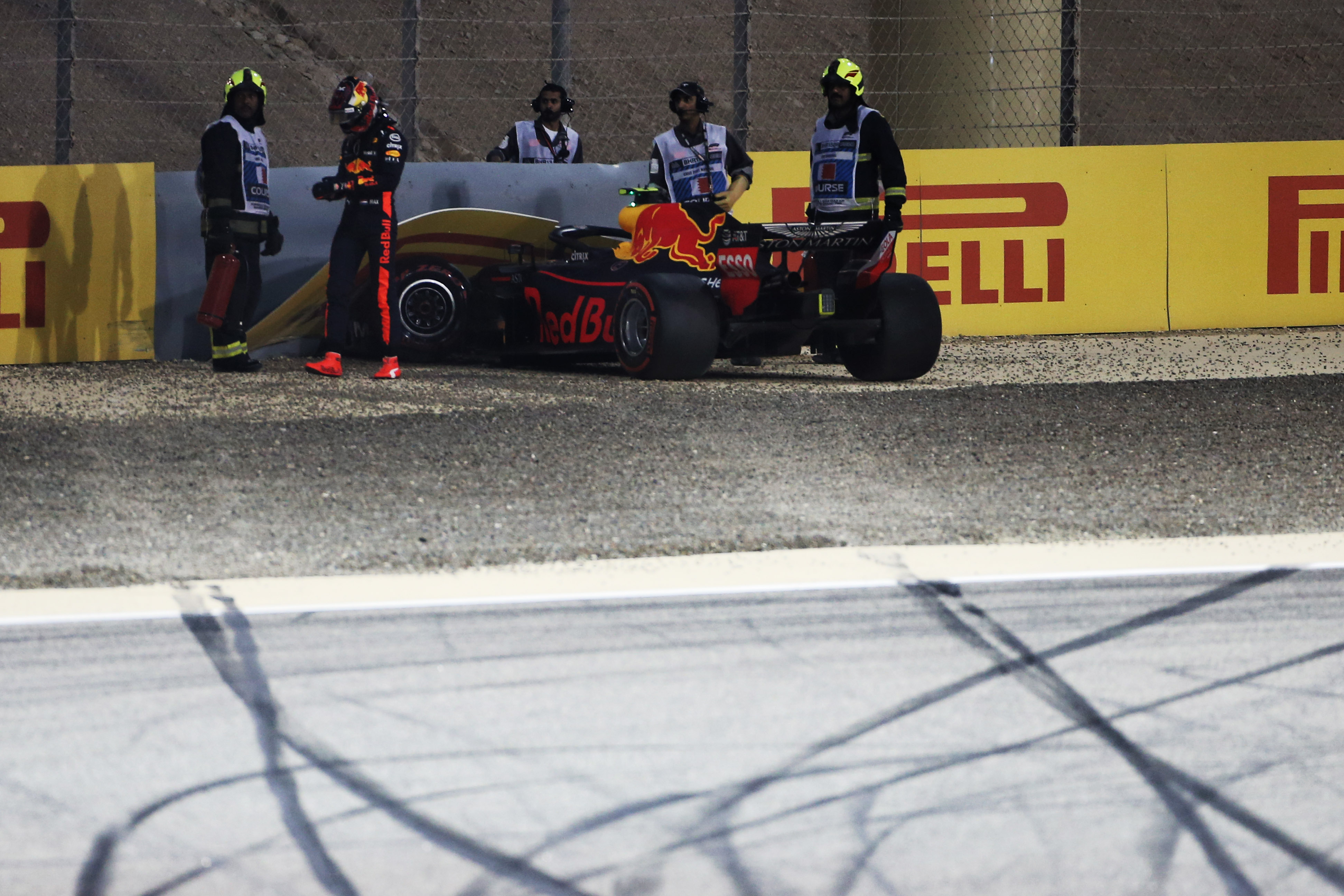 Motor Racing Formula One World Championship Bahrain Grand Prix Qualifying Day Sakhir, Bahrain