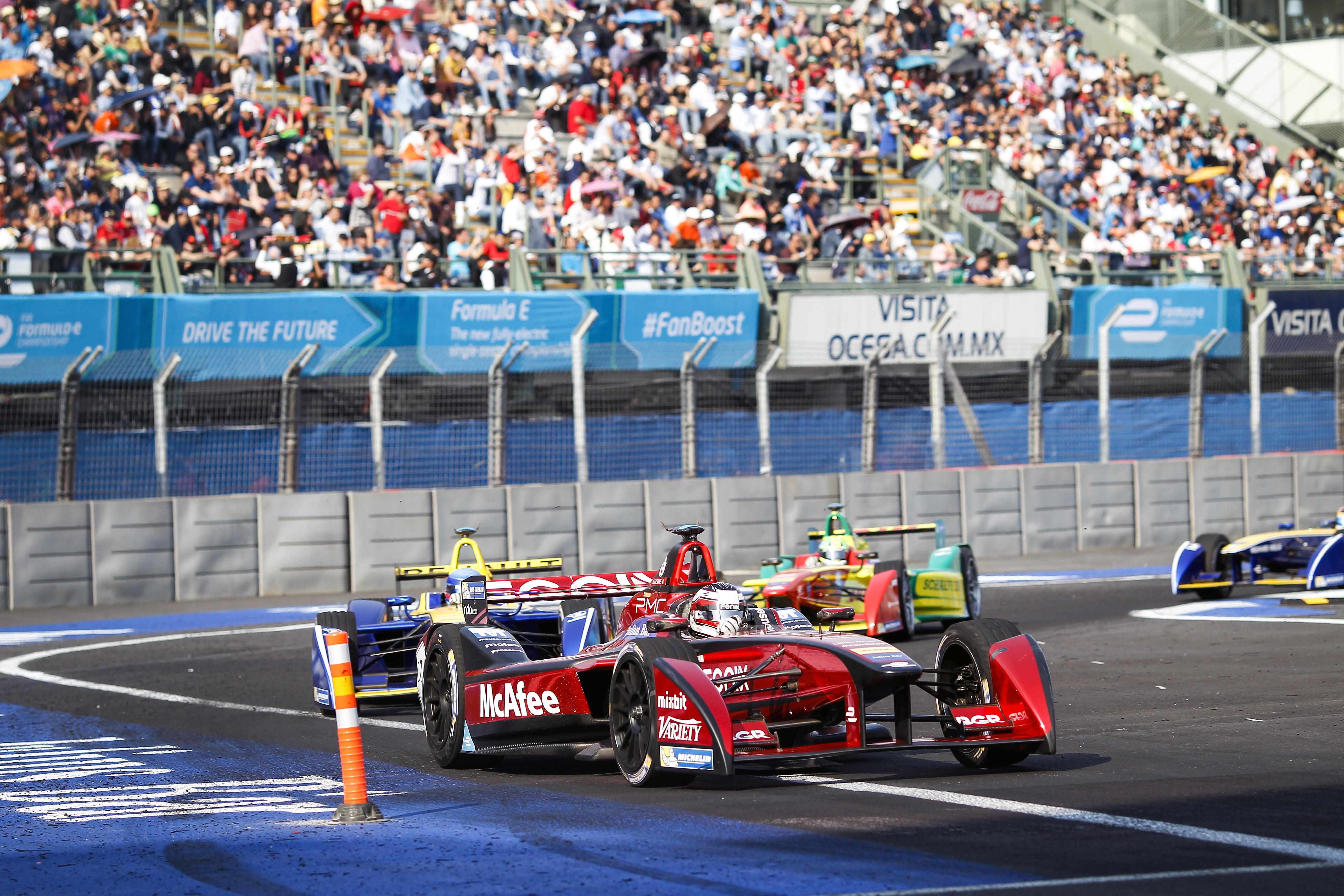 1 Jerome D'ambrosio (bel), Dragon Racing Leading The Pack At The 2016 Fia Formula E Mexico City Eprix