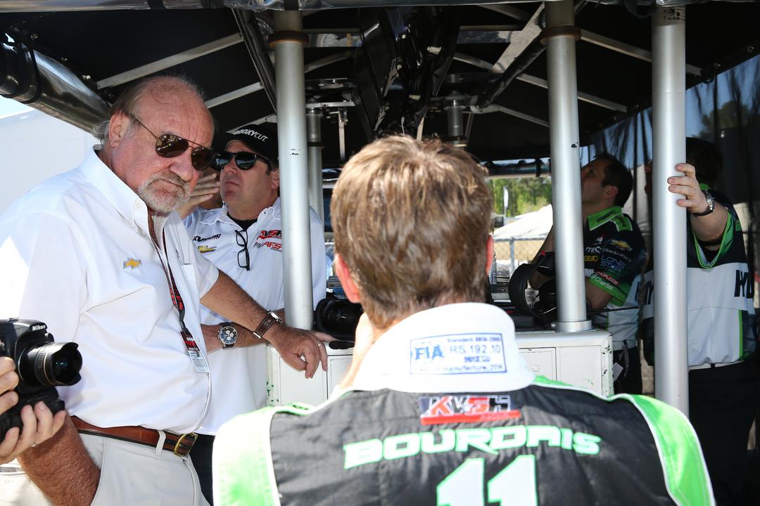 Team Owner Kevin Kalkhoven On The Pit Stand With Jimmy Vasser & Sebastien Bourdais Referenceimagewithoutwatermark M50462