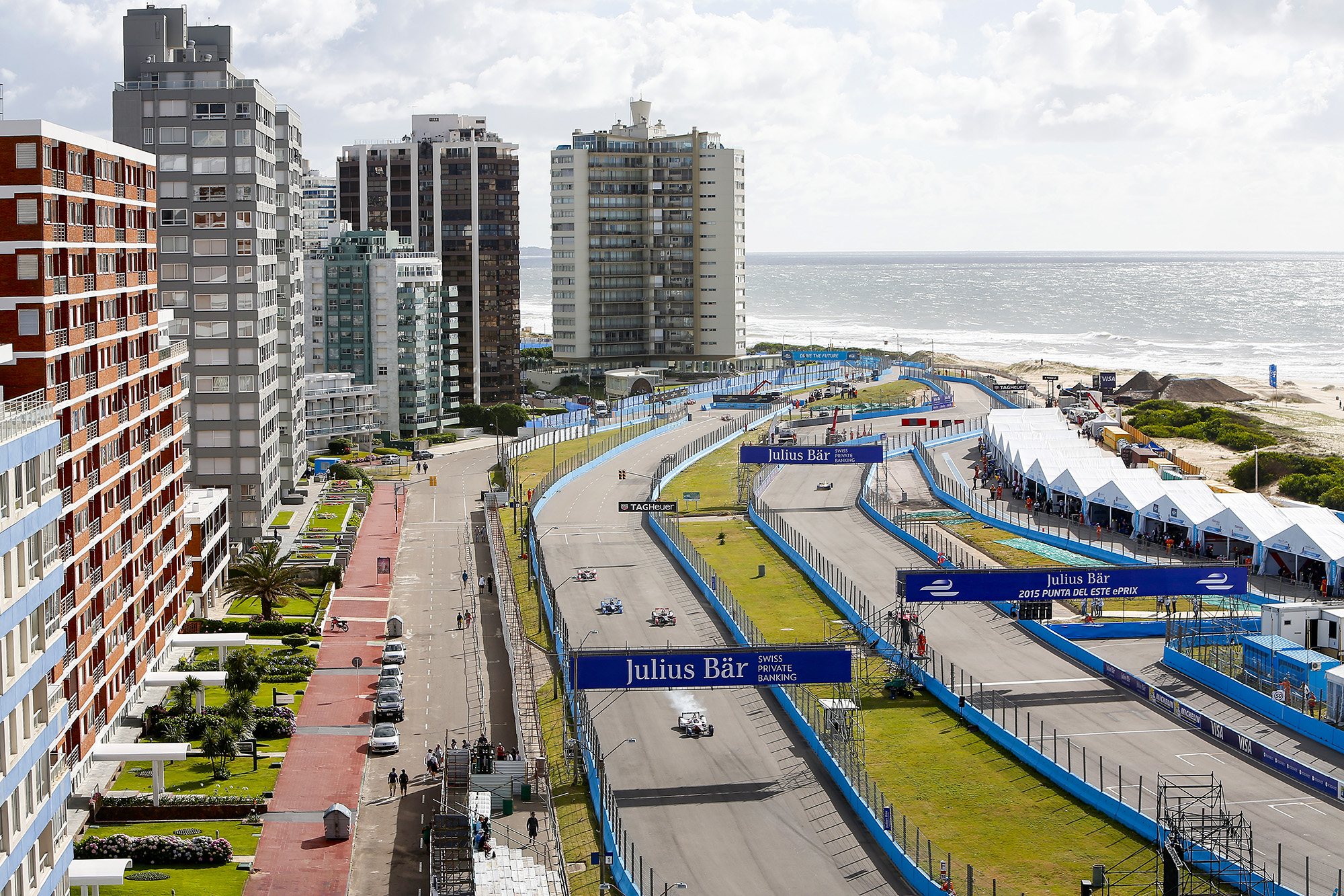 1 Punta Del Este Skyline The Backdrop At The 2015 Fia Formula E Julius Baer Punta Del Este Eprix