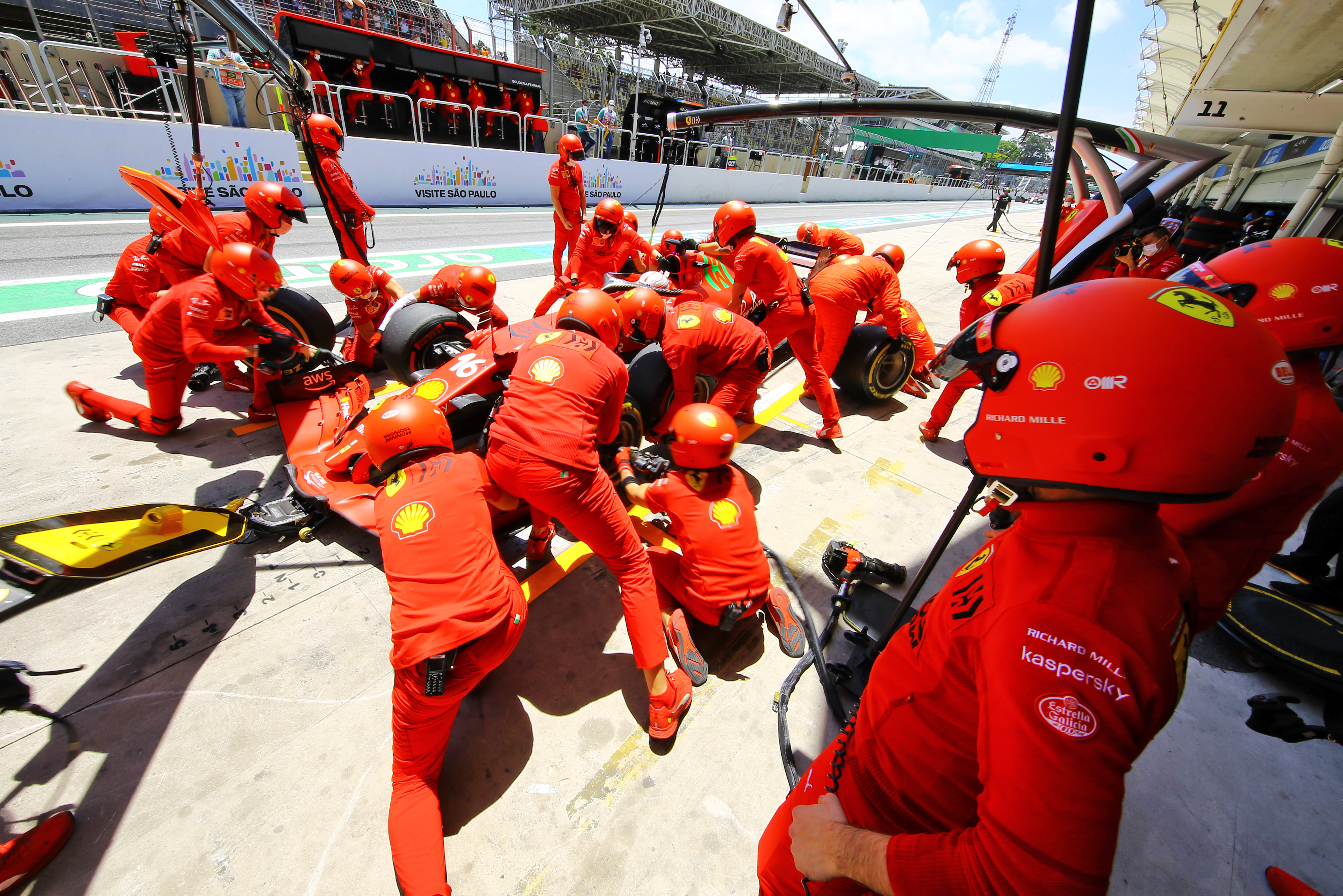 Motor Racing Formula One World Championship Brazilian Grand Prix Sprint Day Sao Paulo, Brazil