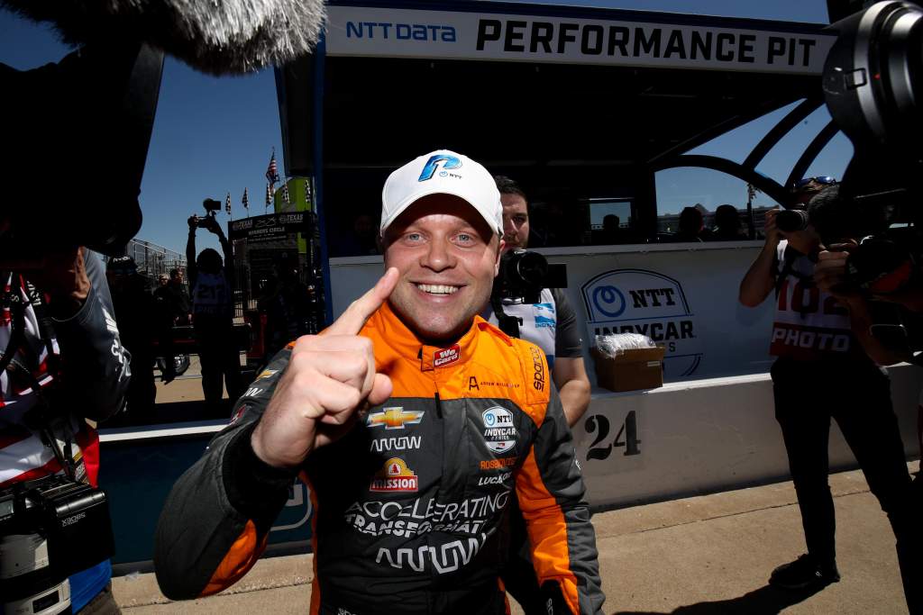 Rosenqvist claims first IndyCar pole for McLaren at Texas