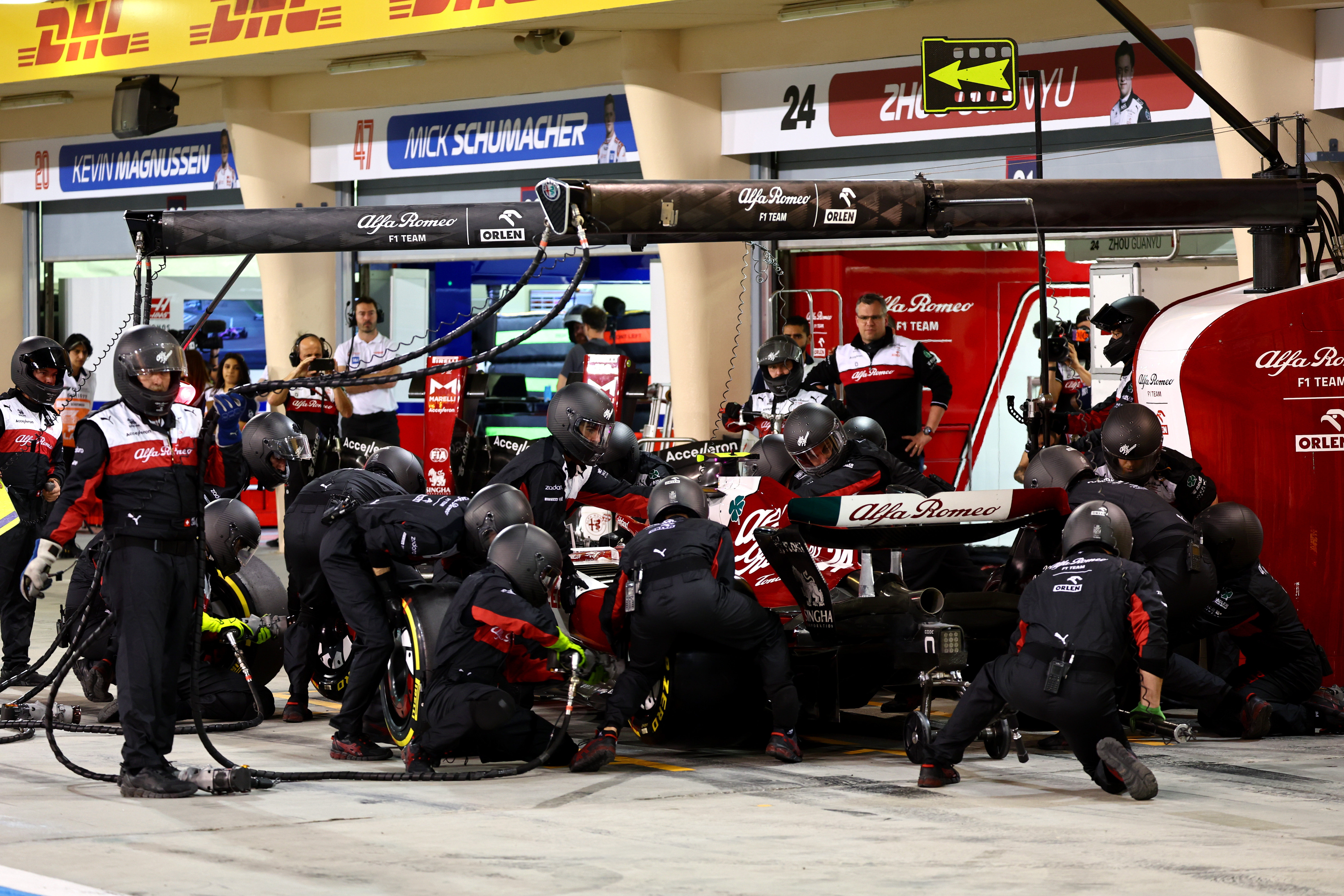 Motor Racing Formula One World Championship Bahrain Grand Prix Race Day Sakhir, Bahrain