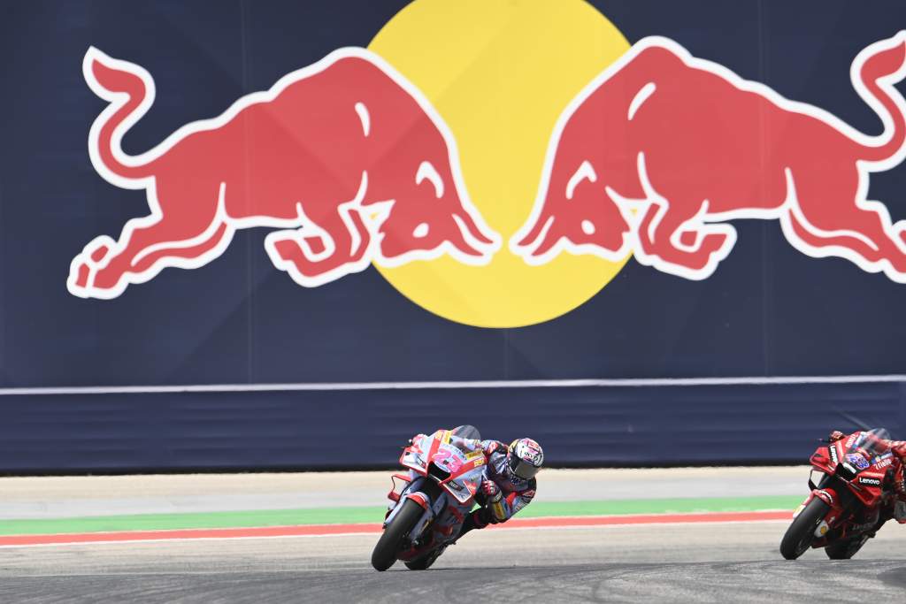 Bastianini vence novamente na velha Ducati de MotoGP, estrelas de Márquez