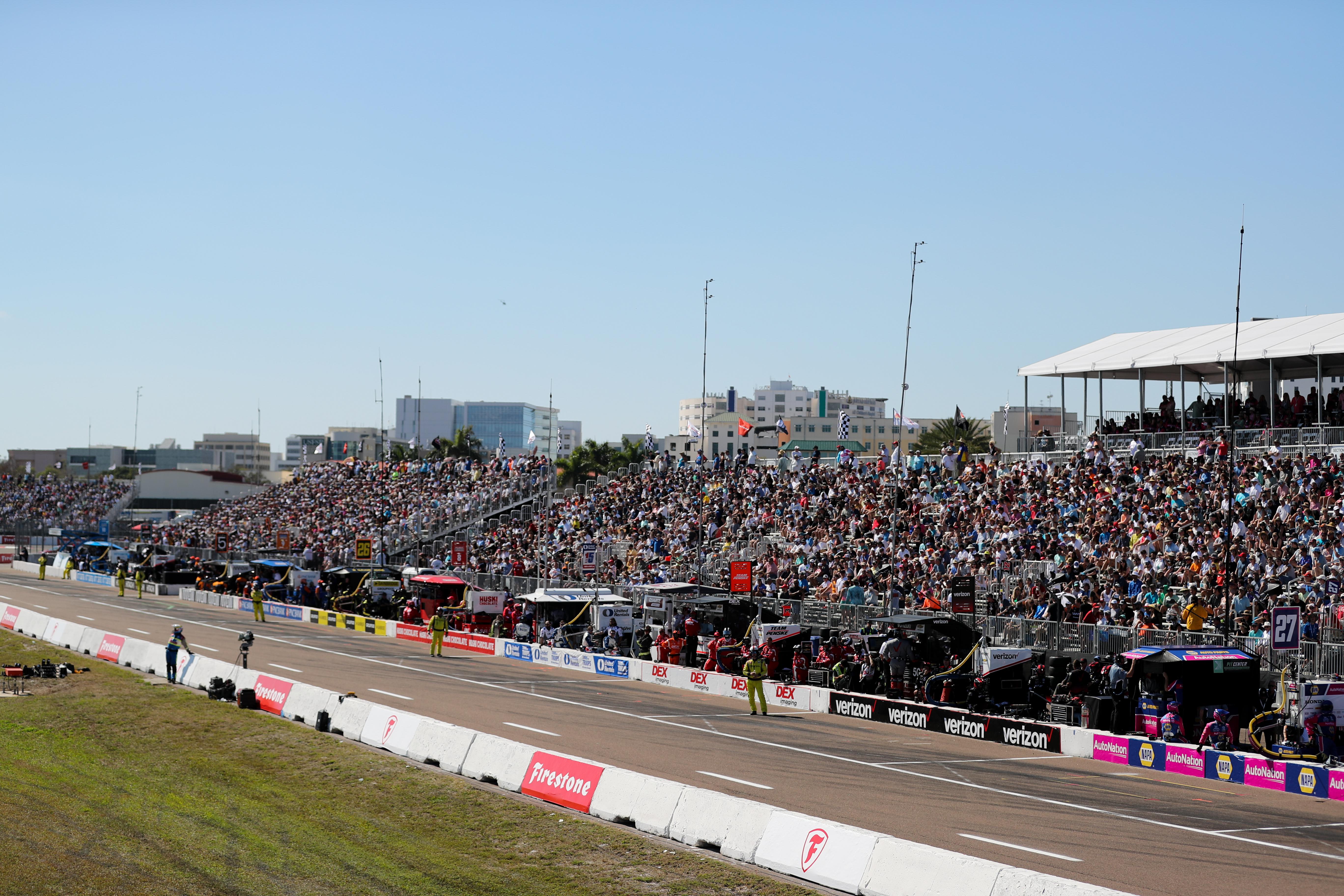 Fans Firestone Grand Prix Of St Petersburg Largeimagewithoutwatermark M52345