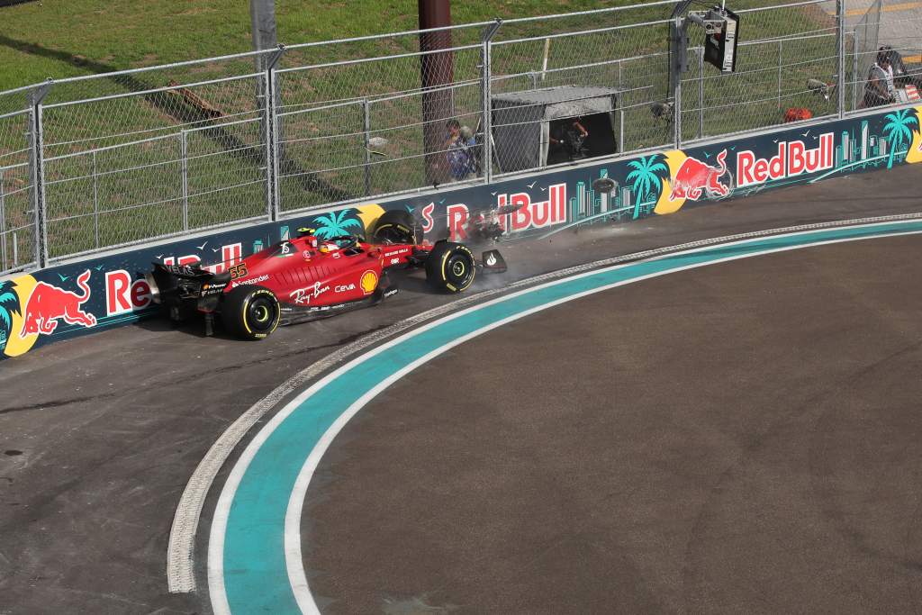 Carlos Sainz Ferrari Miami F1 crash