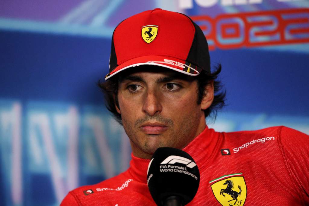 Sainz lutou contra a dor e o cansaço para acabar com a recente queda de F1