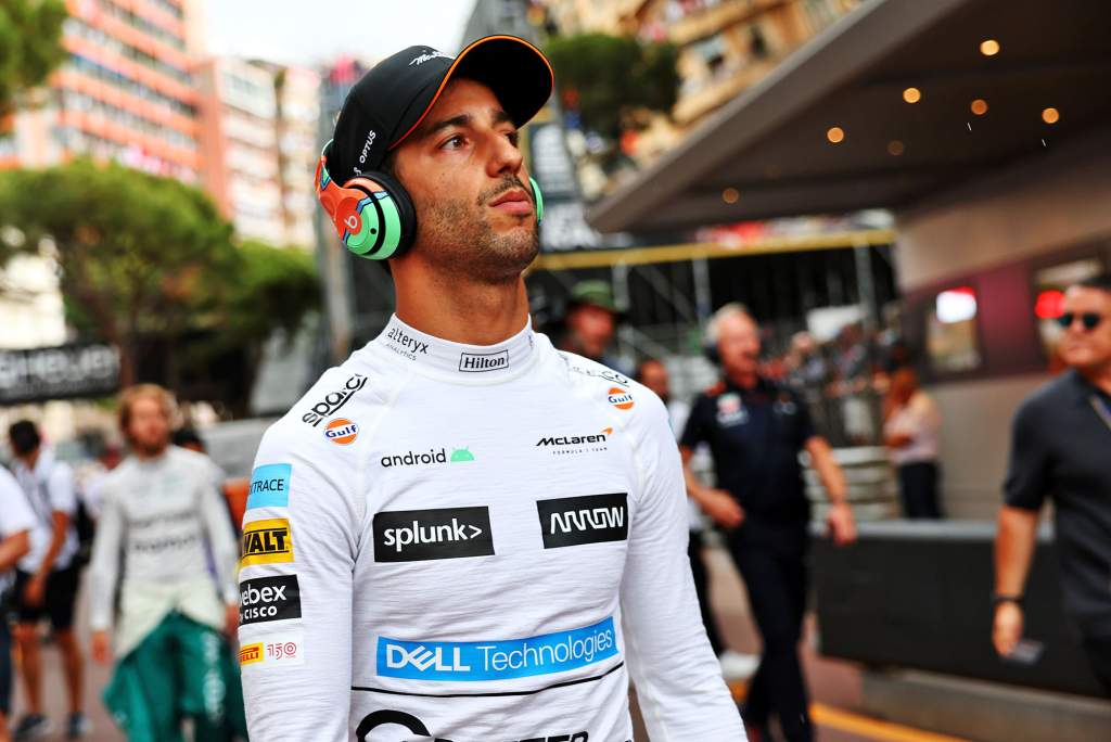 A opção de Ricciardo deixar a McLaren é dele, não da equipe