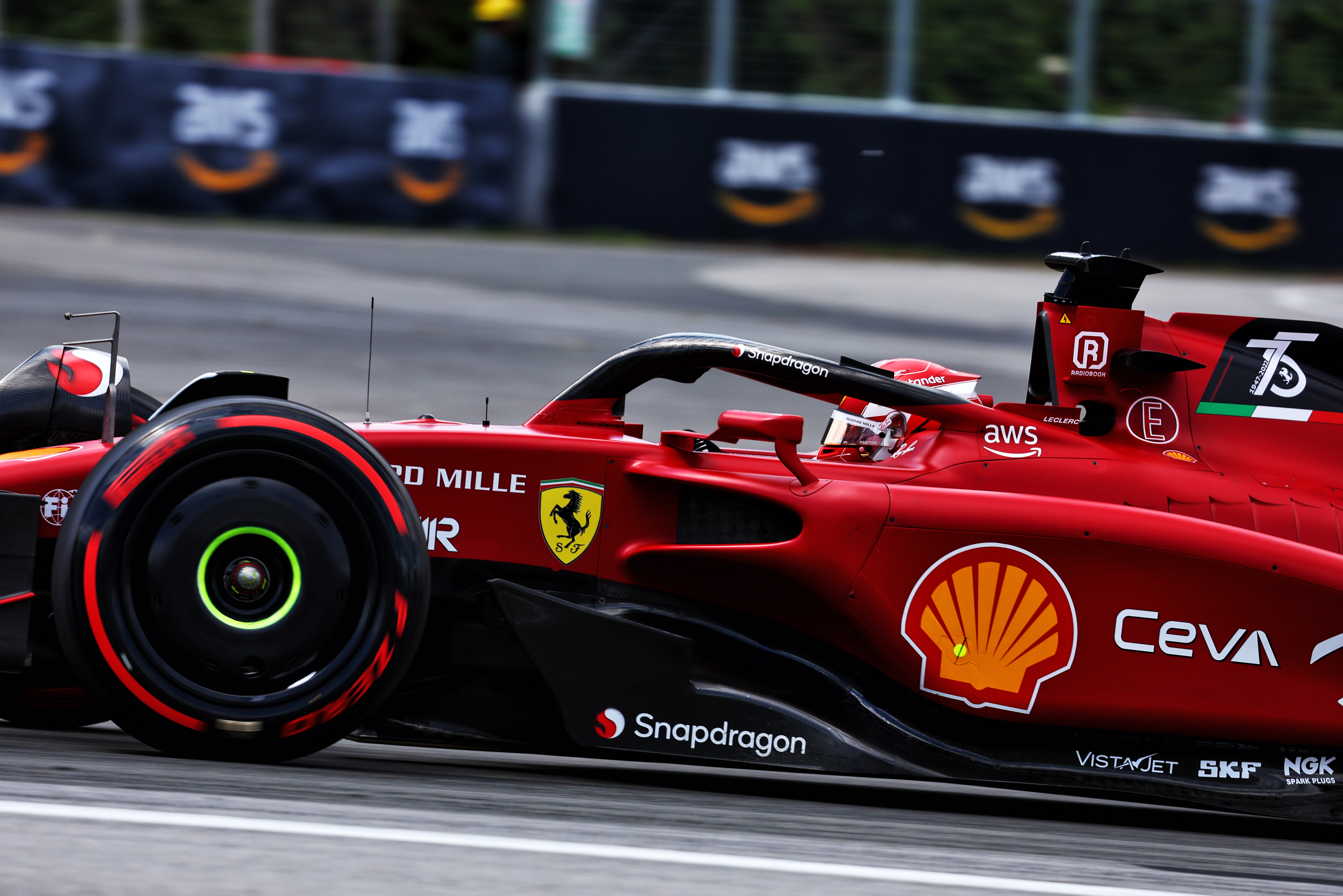 Verstappen pips Leclerc in second Canadian GP F1 practice