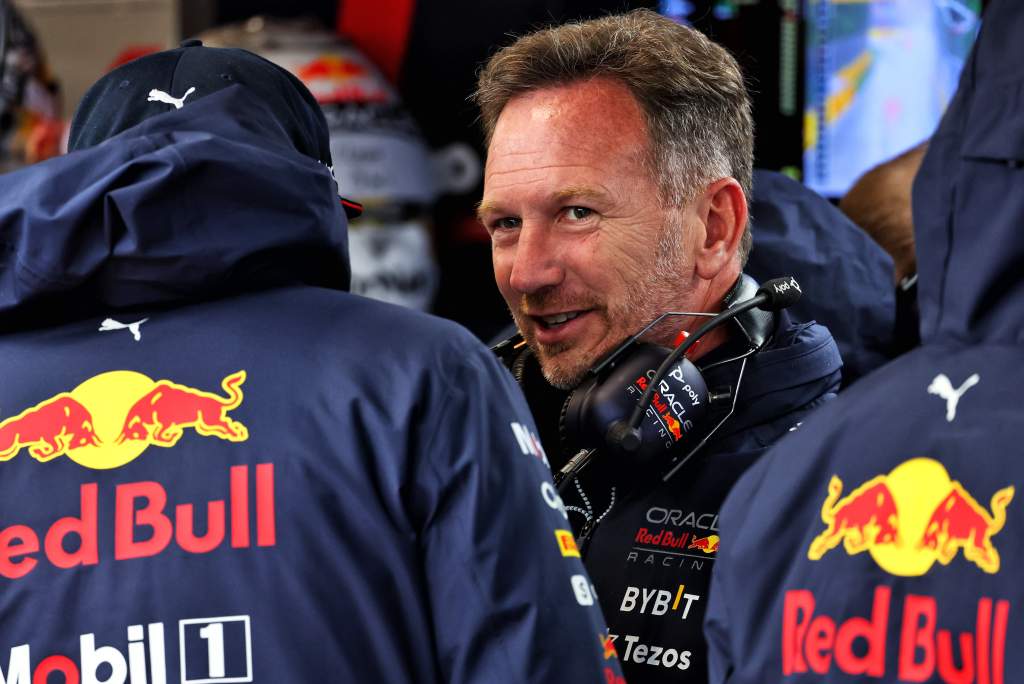 Horner: Ordem da FIA no chão permanece "manifestamente tendenciosa" para a Mercedes