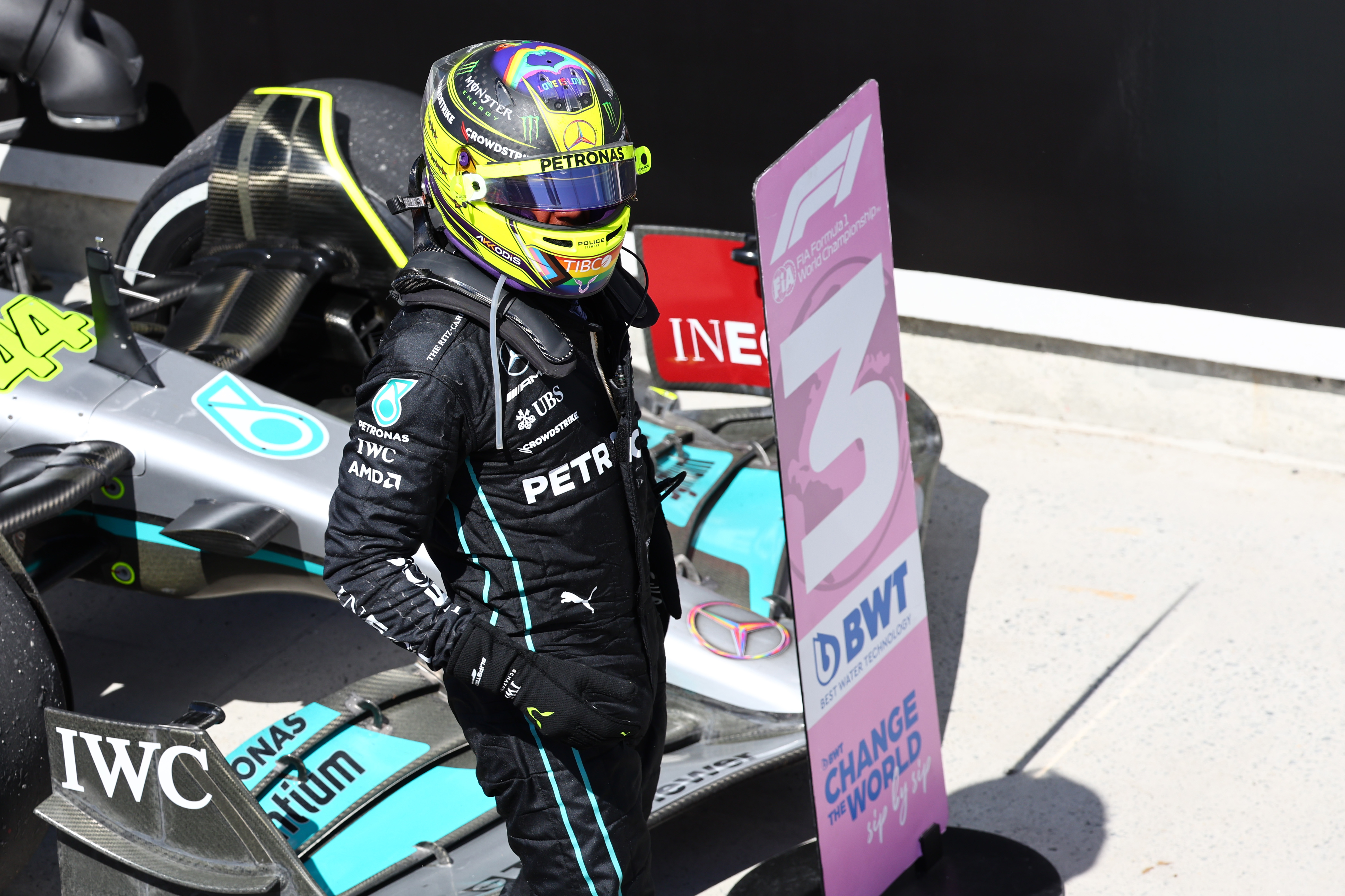 Lewis Hamilton bounces back from Monaco disappointment to win Canadian Grand  Prix and extend Formula One championship lead