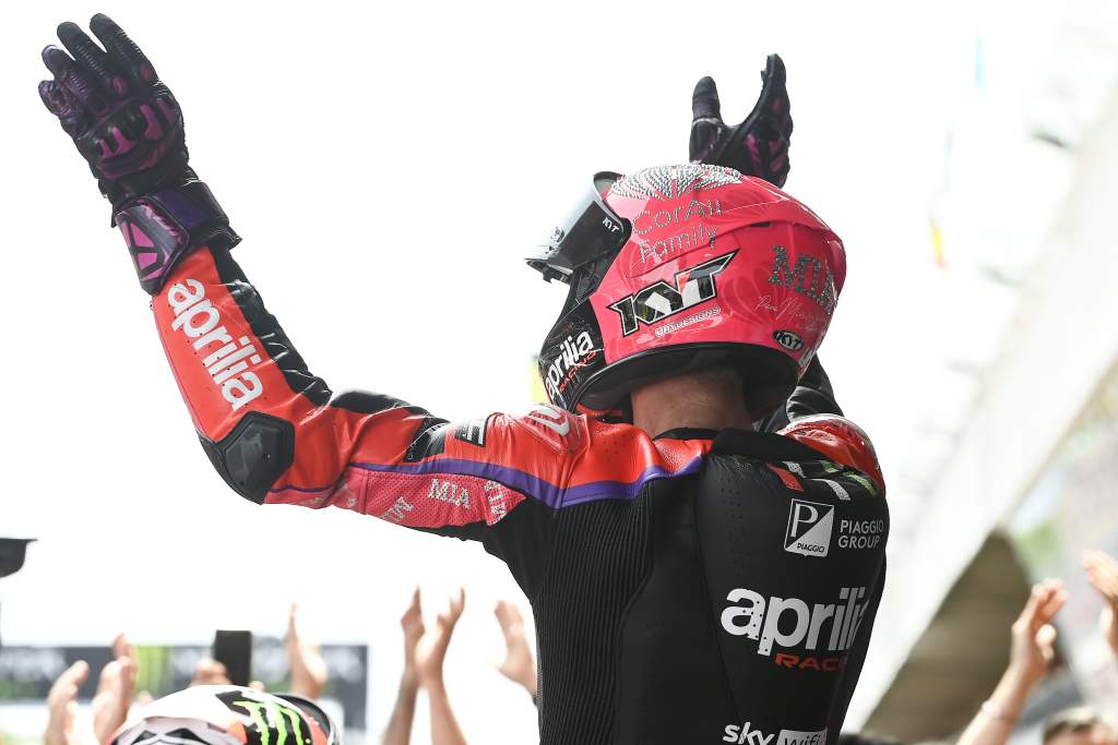 Prefiro cometer erros a pedir desculpas" - Entrevista Espargaro