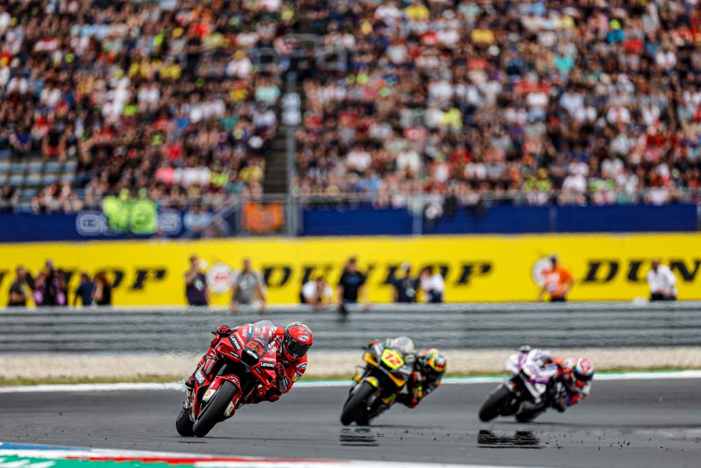 A Ducati, repleta de talentos, precisa oferecer contratos mais curtos