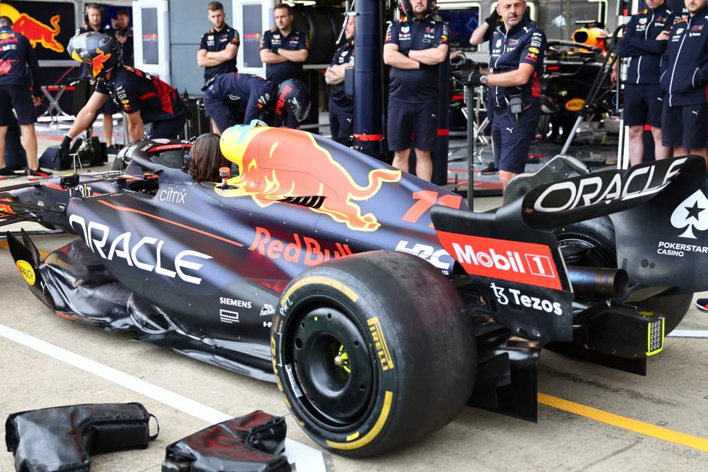 Red Bull RB18 F1 car