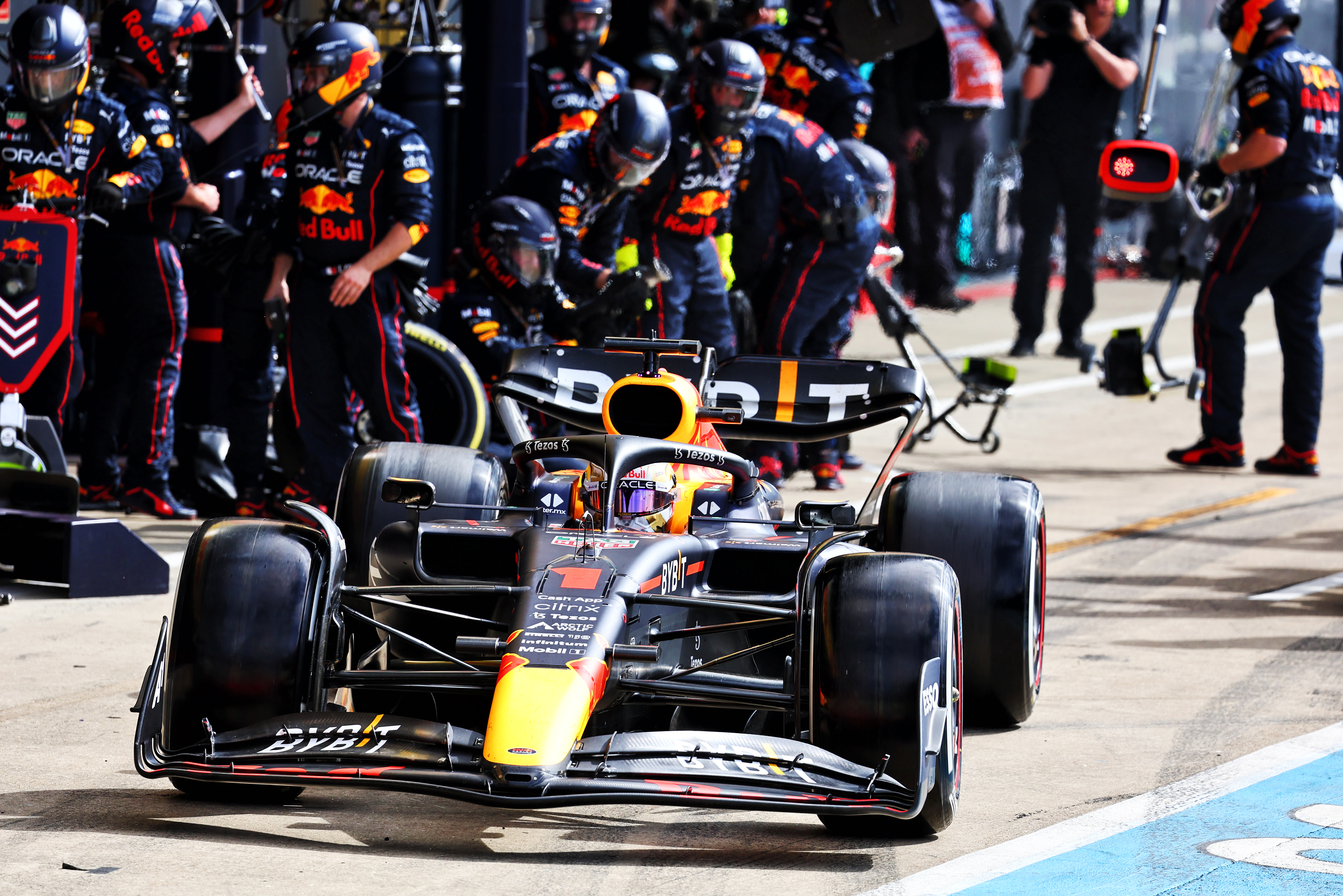 Sainz takes maiden F1 win at British GP, Zhou escapes major crash 