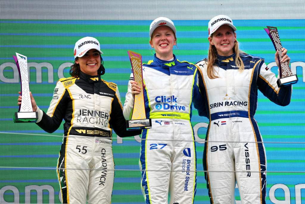Hamilton: ‘Sin progresión’ de la Serie W debe corregirse Hamilton: ‘Sin progresión’ de la Serie W debe corregirse