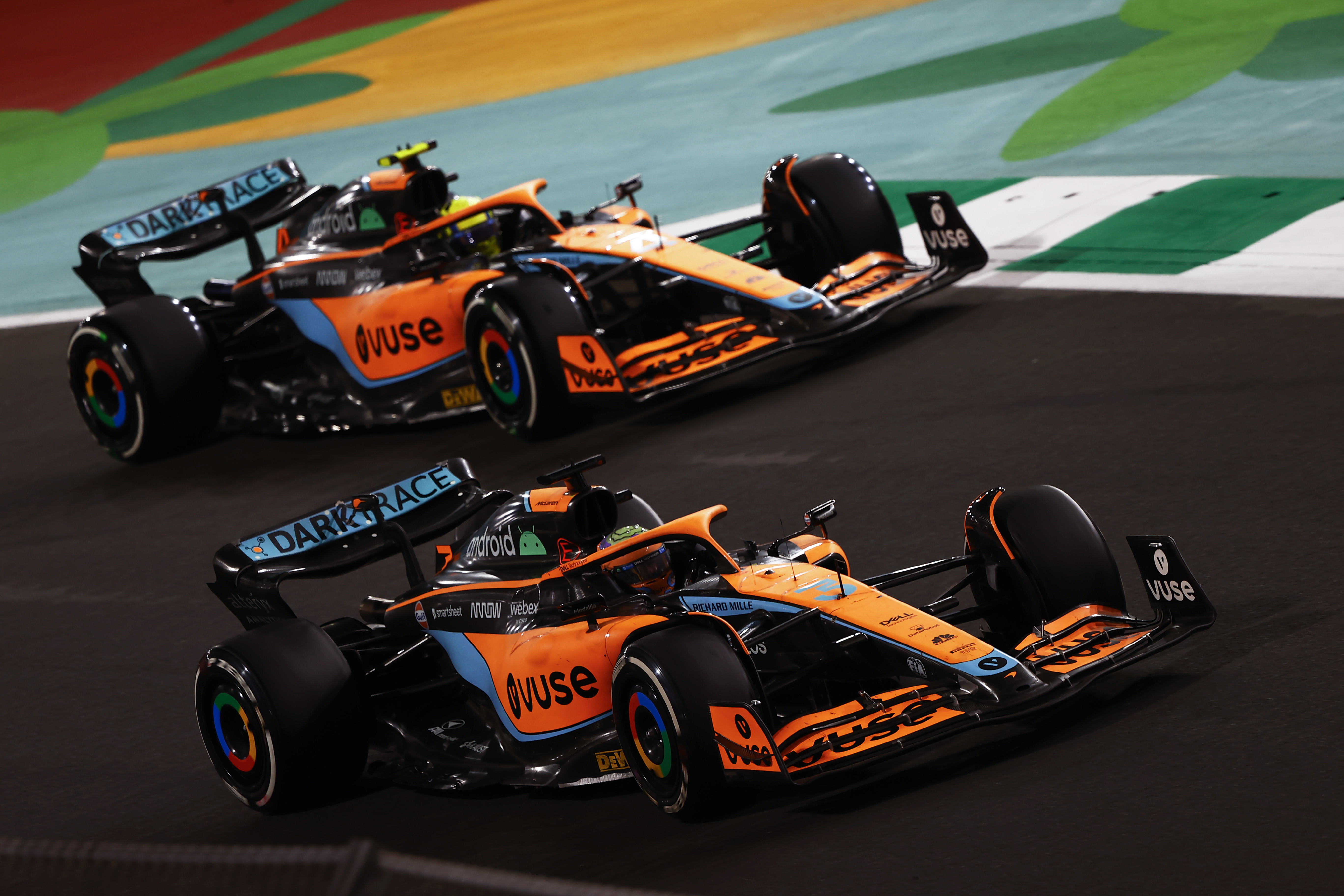 Формула 2022. MCLAREN f1 Team 2022. Maclaren f1 2022. MCLAREN f1 Riccardo 2022. MCLAREN 2022 f1 пилоты.