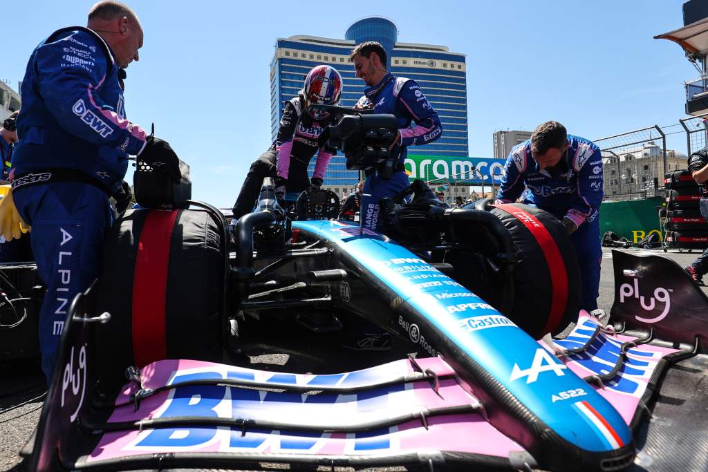 Alpine F1 tyre blanket Esteban Ocon