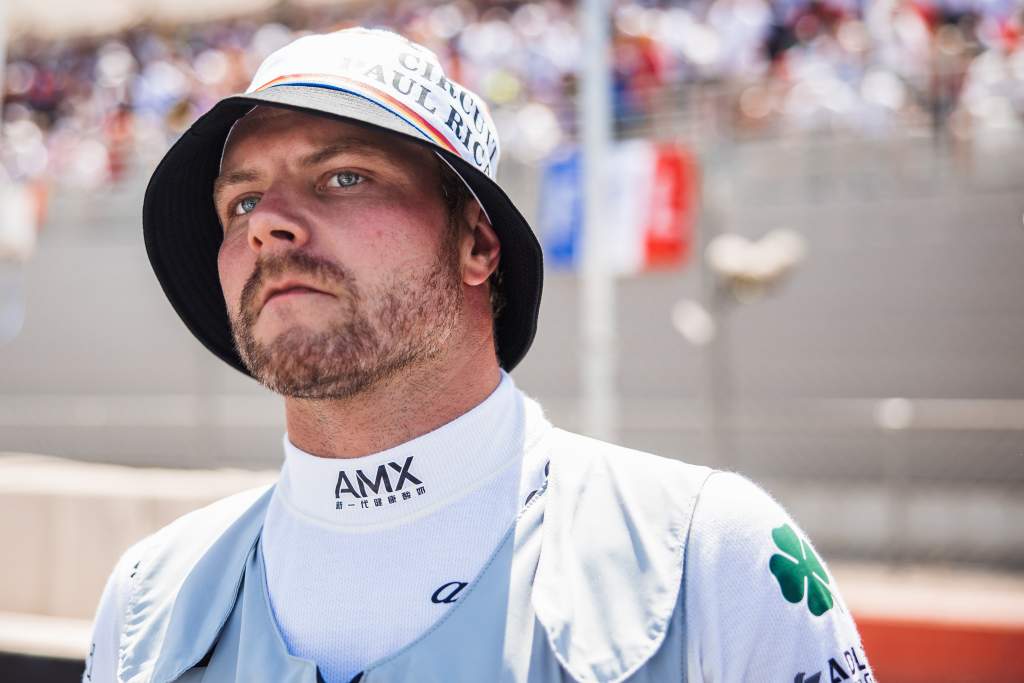 O Bottas é melhor motorista na Alfa Romeo do que na Mercedes?