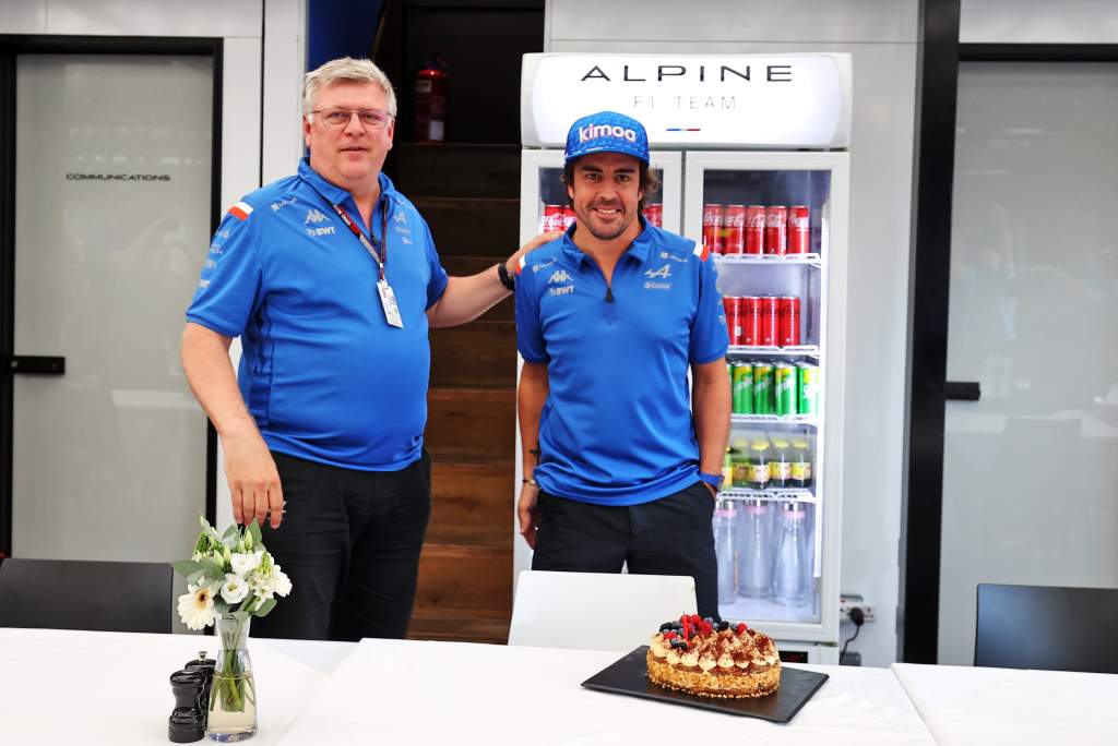 Otmar Szafnauer Fernando Alonso F1