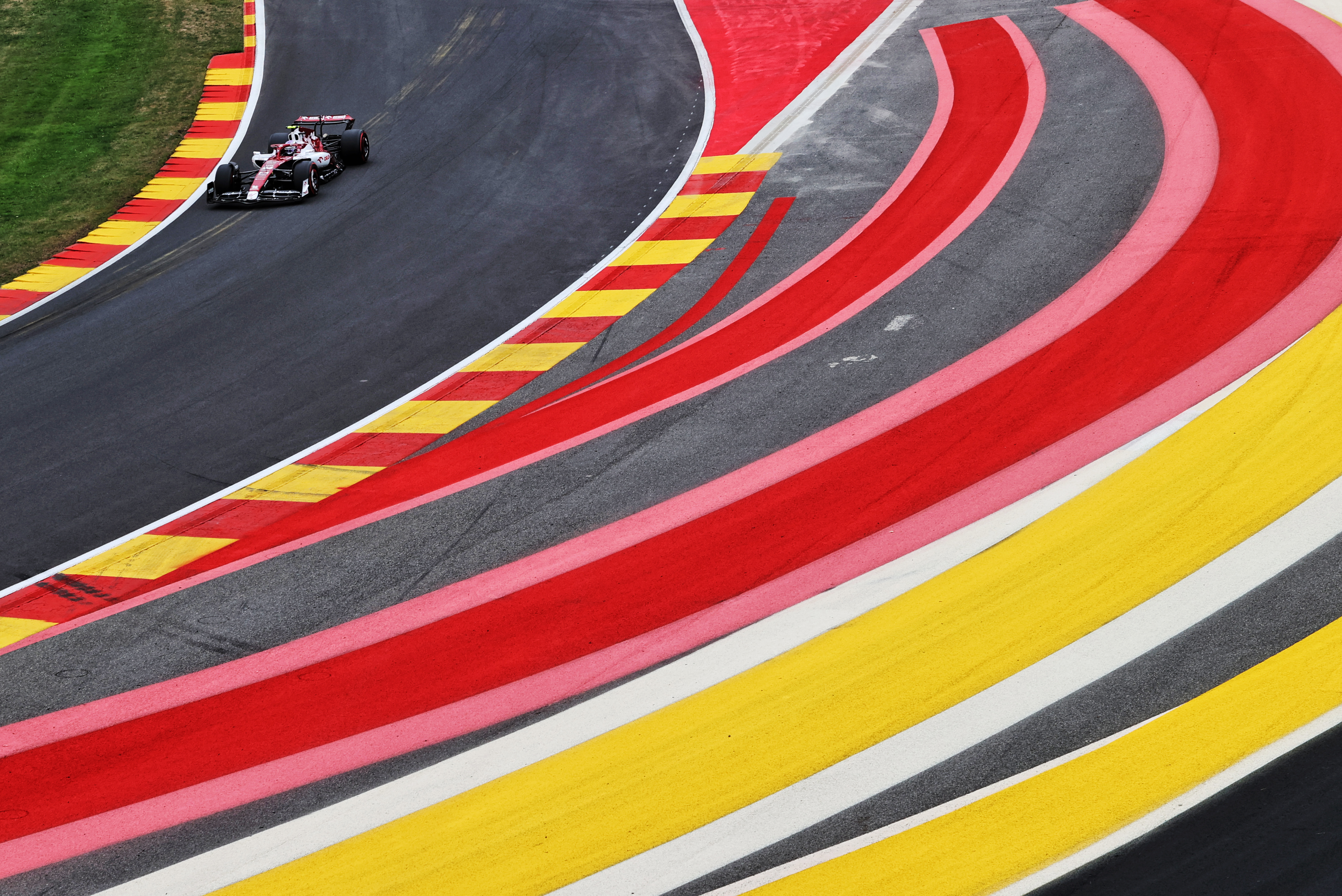 Motor Racing Formula One World Championship Belgian Grand Prix Qualifying Day Spa Francorchamps, Belgium