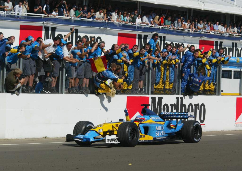 Traga de volta os V10s: A primeira vitória de F1 da Alonso