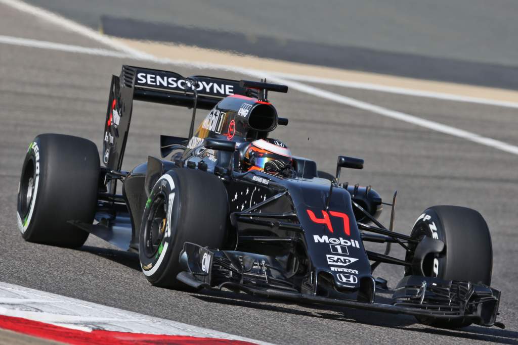 Motor Racing Formula One World Championship Bahrain Grand Prix Qualifying Day Sakhir, Bahrain