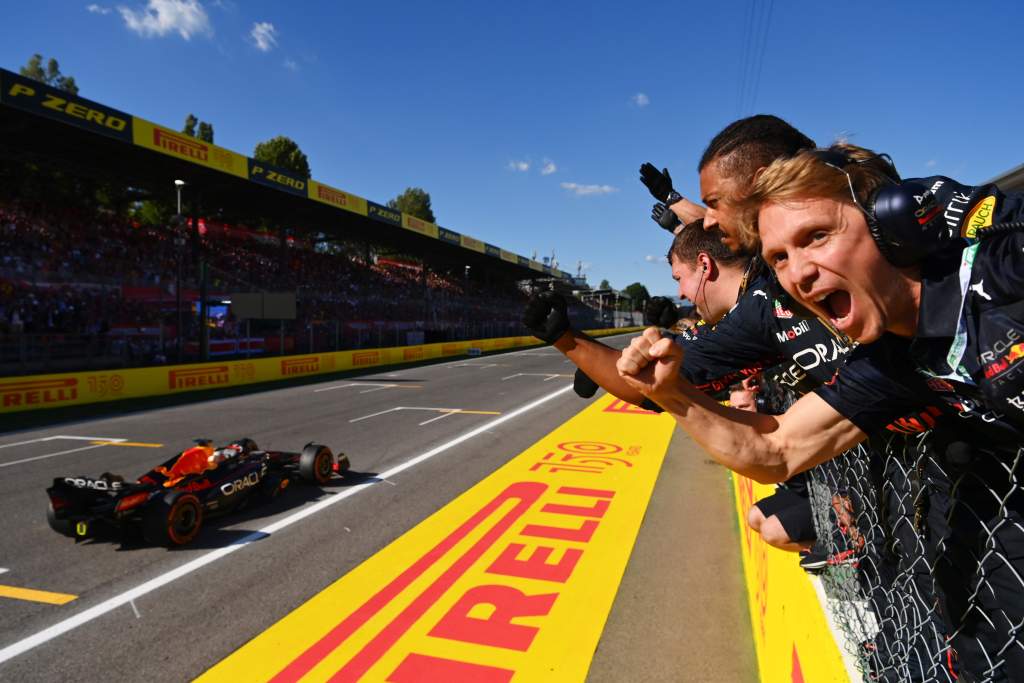 As regras que forçaram o final controverso do GP italiano da F1