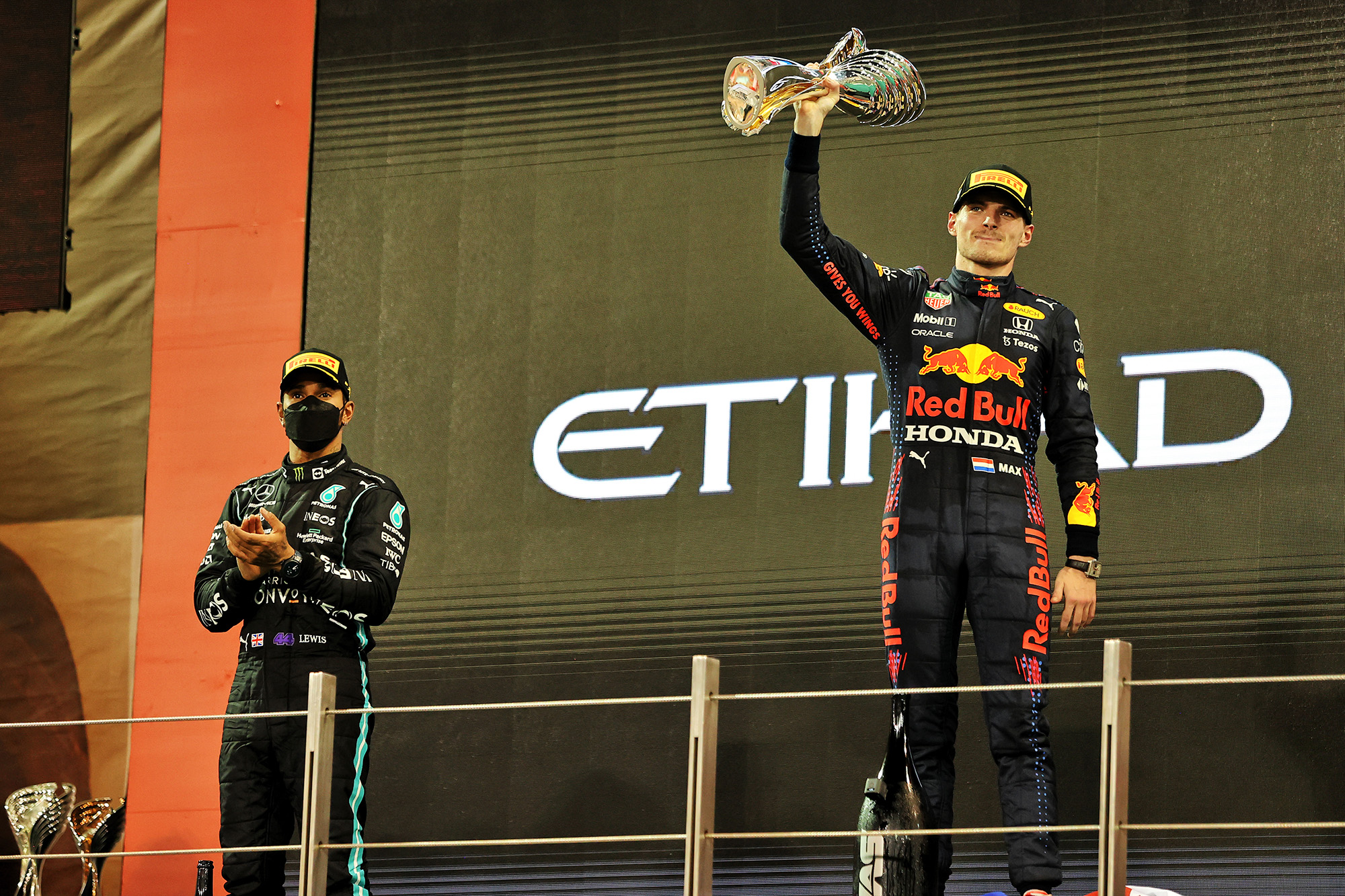 Lewis Hamilton Max Verstappen F1 Abu Dhabi 