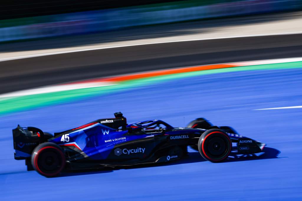 De Vries learned of Williams F1 call up during coffee break