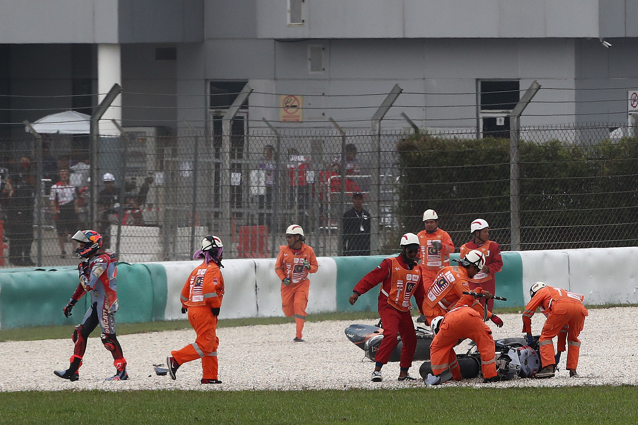 Fabio Di Giannantonio Gresini Ducati Darryn Binder RNF Yamaha Sepang MotoGP crash