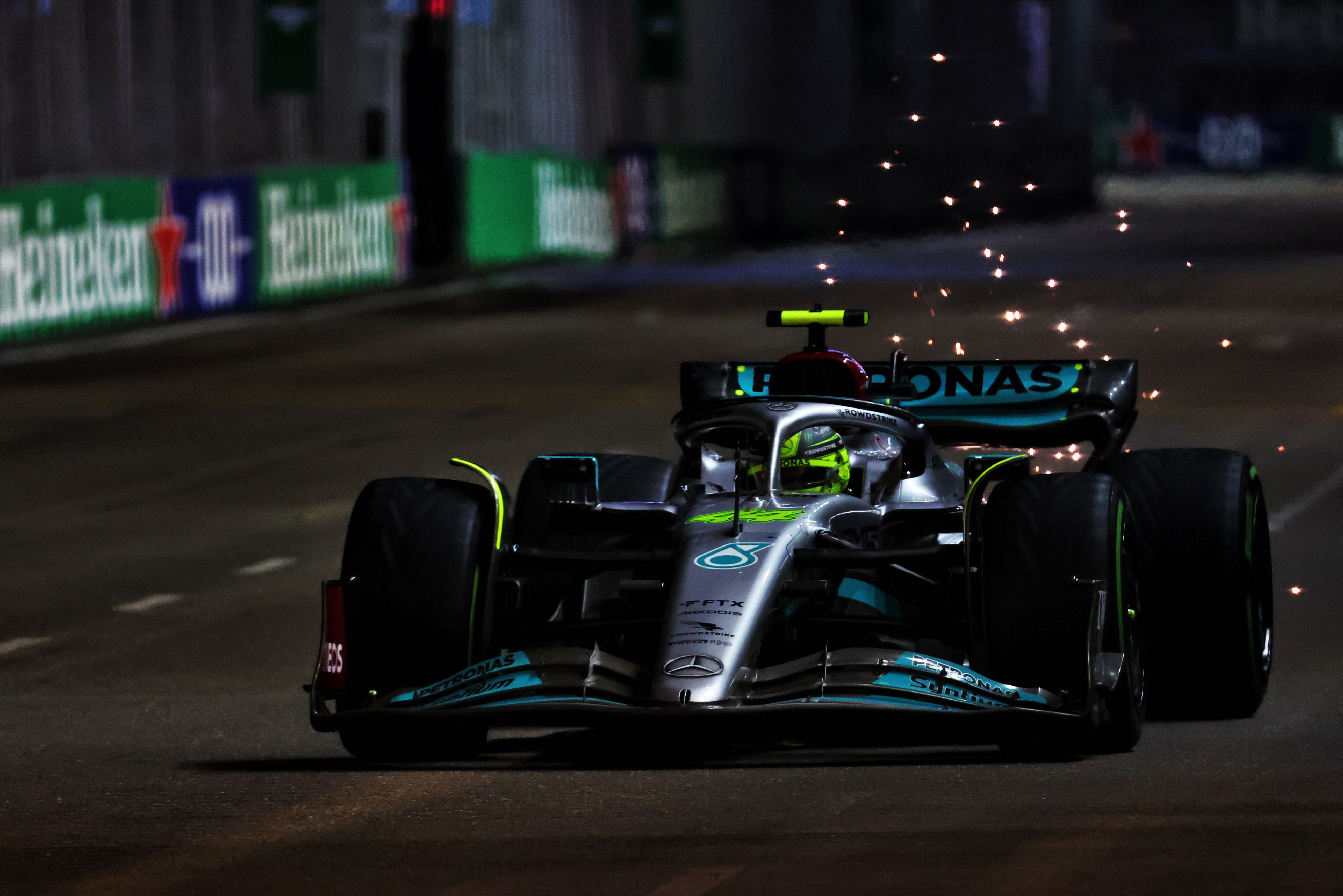 Lewis Hamilton Mercedes F1 Singapore GP